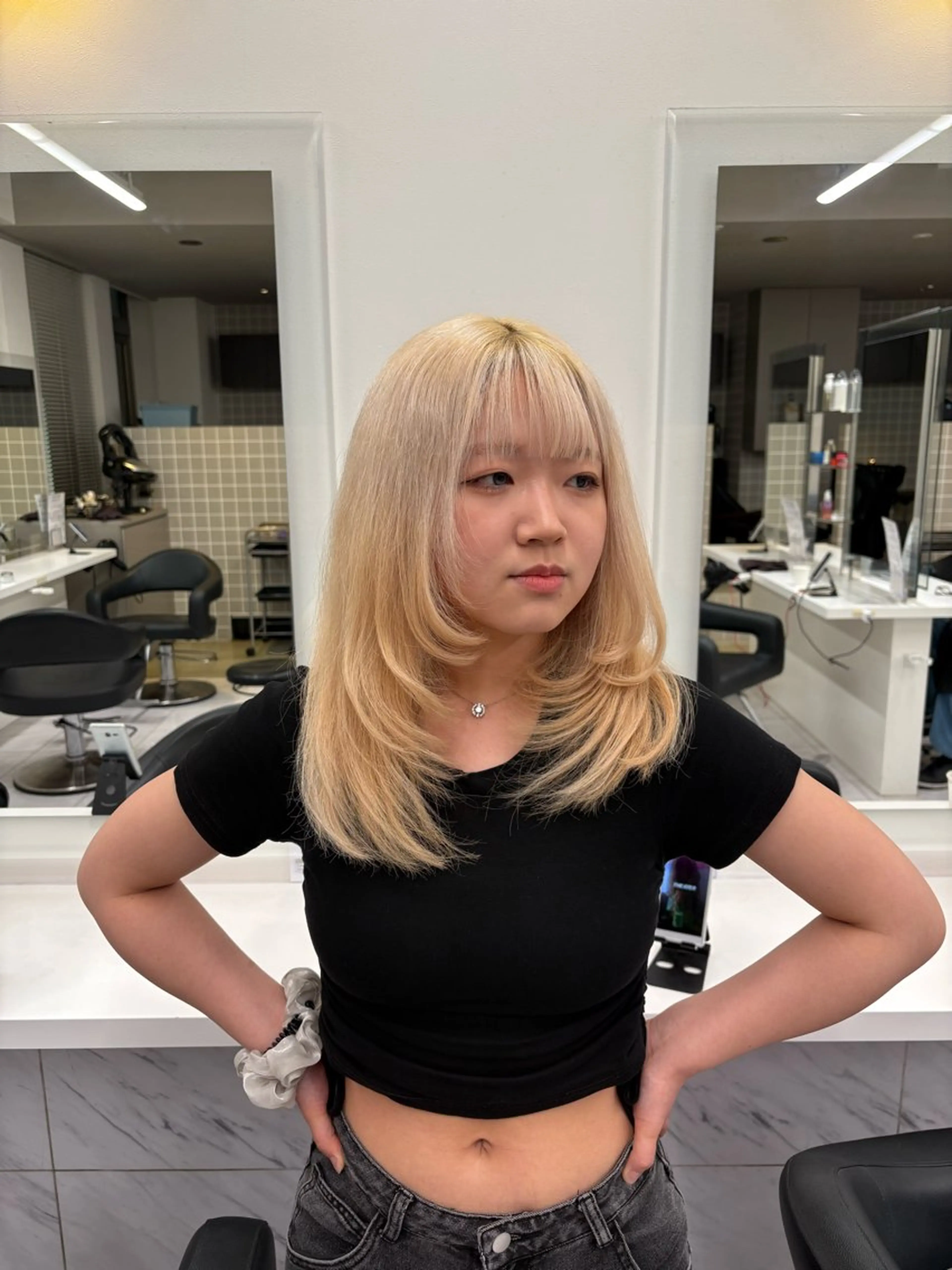 カラー ヘアカラー 透明感ベージュ🤎 ナチュラルレイヤーのヘアスタイル
