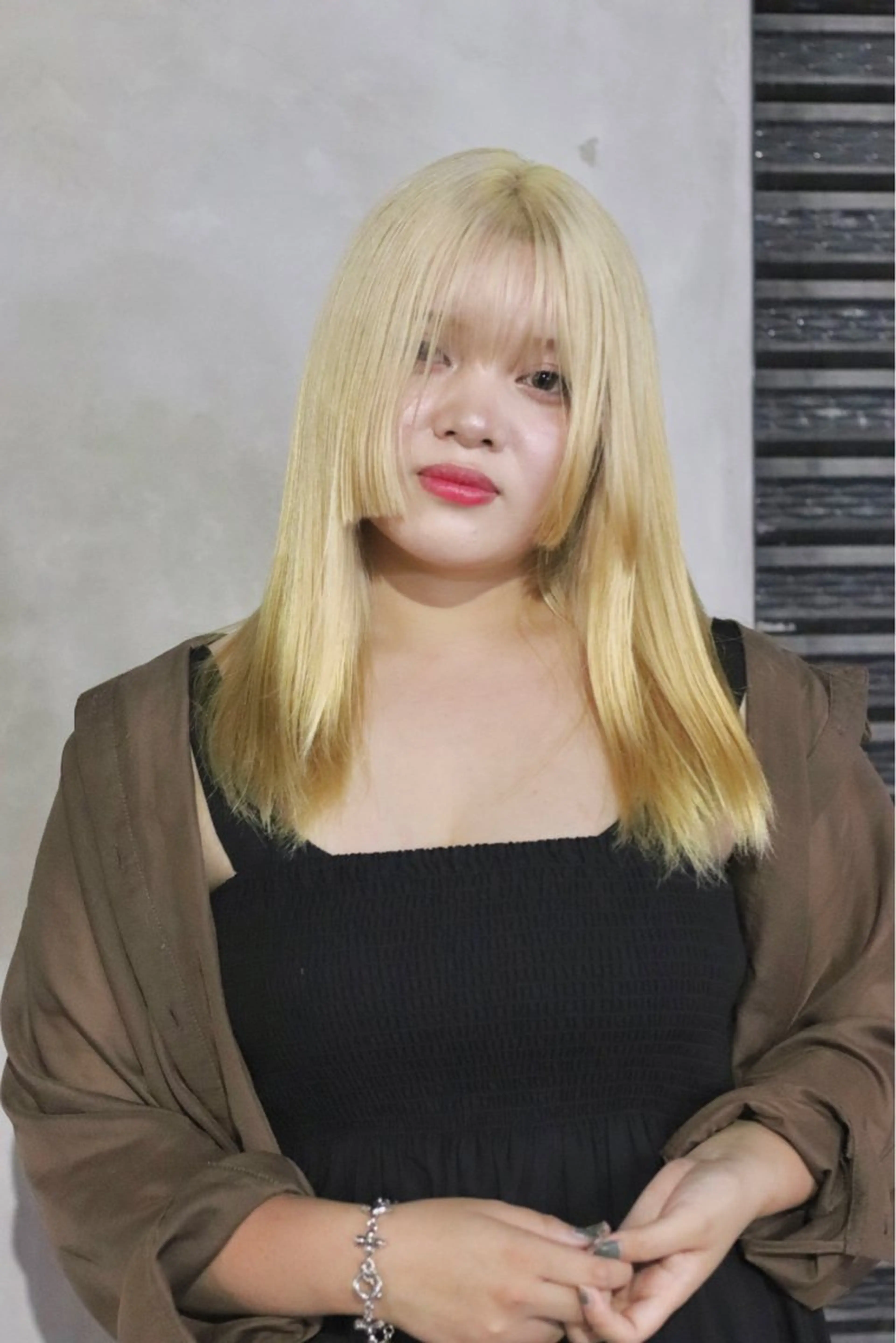 カラー joh/メンズ/ ブリーチ/矢場町のヘアスタイル