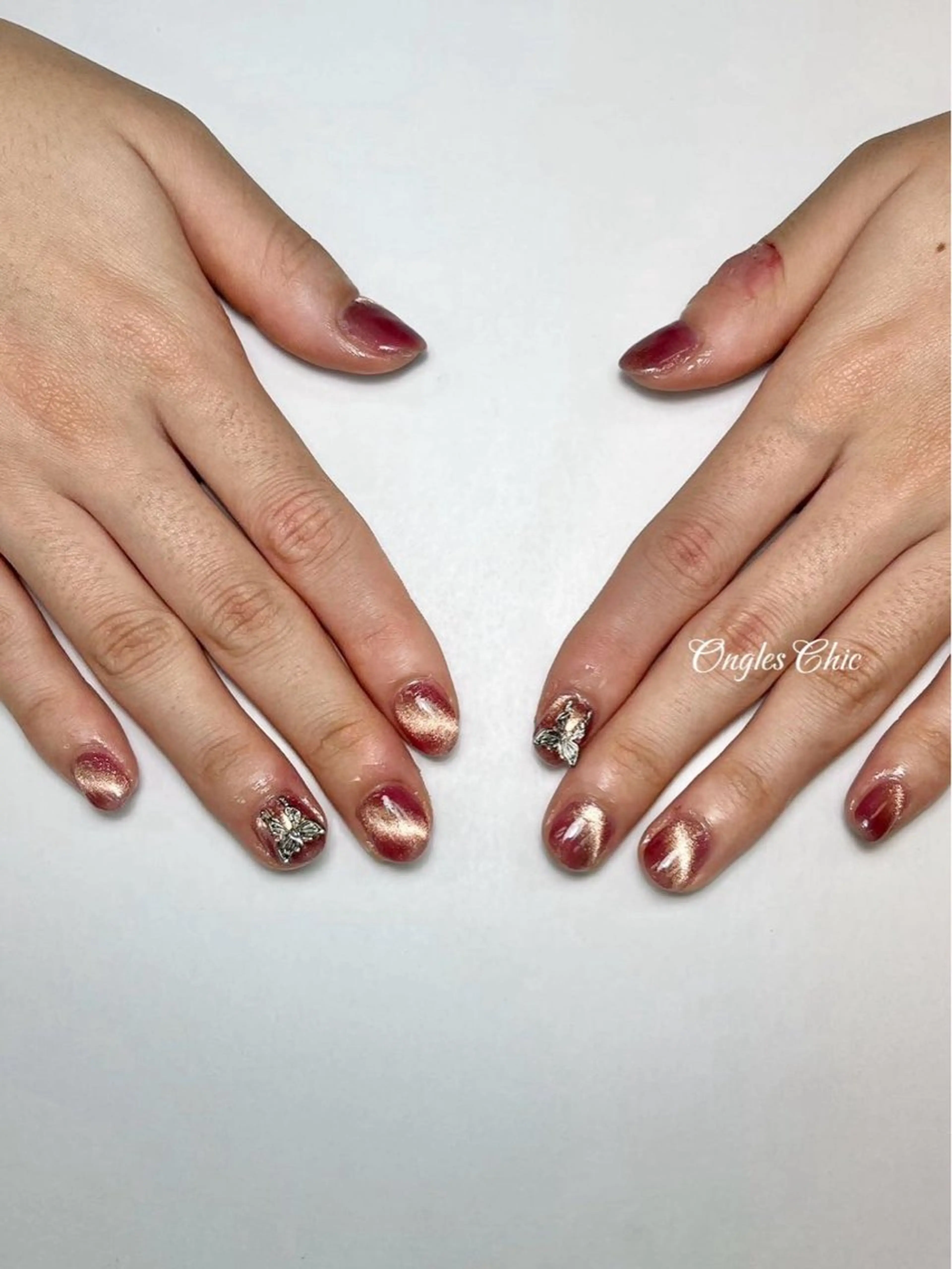 ネイル ハンドネイル ongles chicのネイルデザイン