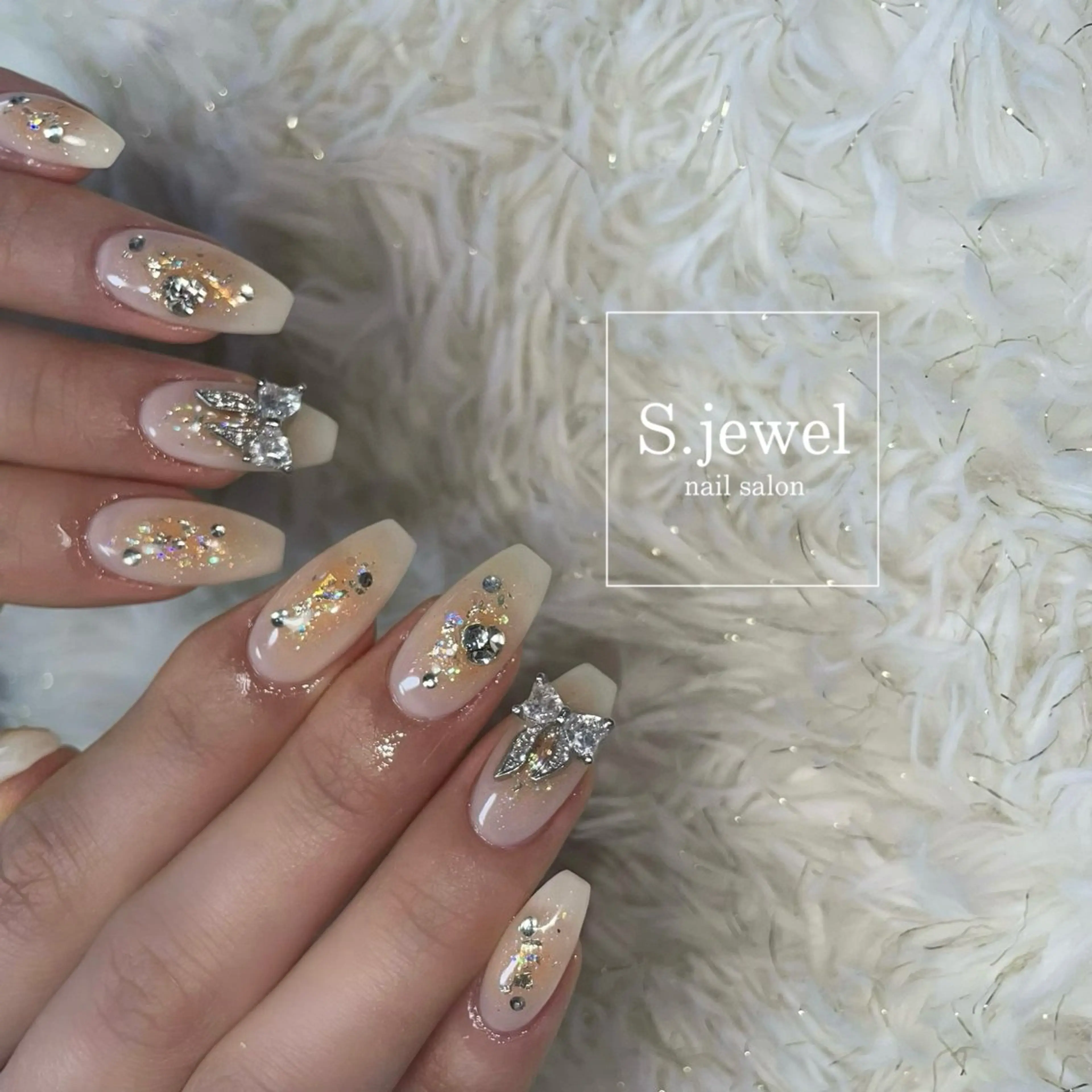 ネイル S. JEWELのネイルデザイン