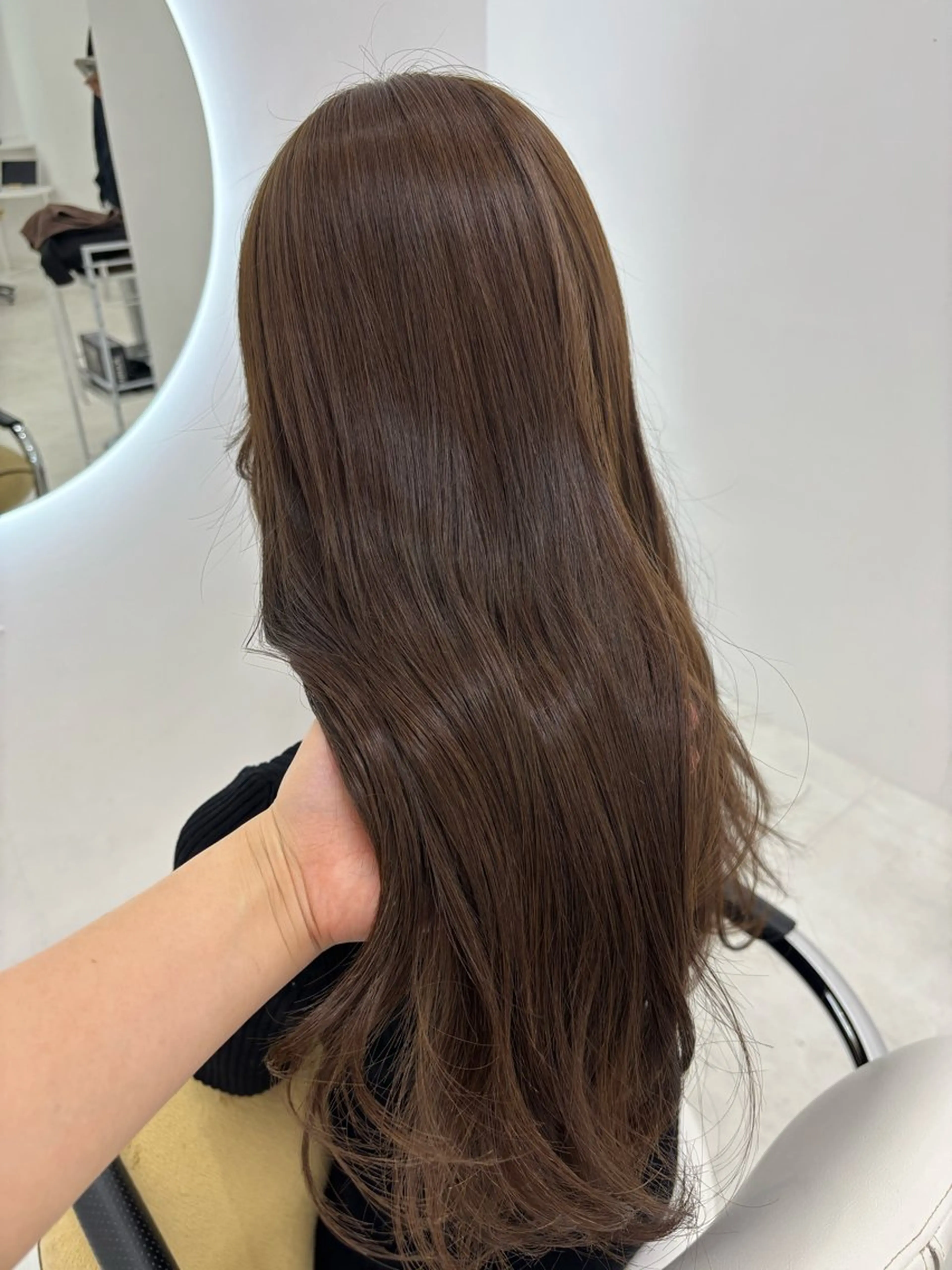 ロング カラー 【aini天王寺】 𝐚𝐢𝐫𝐢✂︎のヘアスタイル