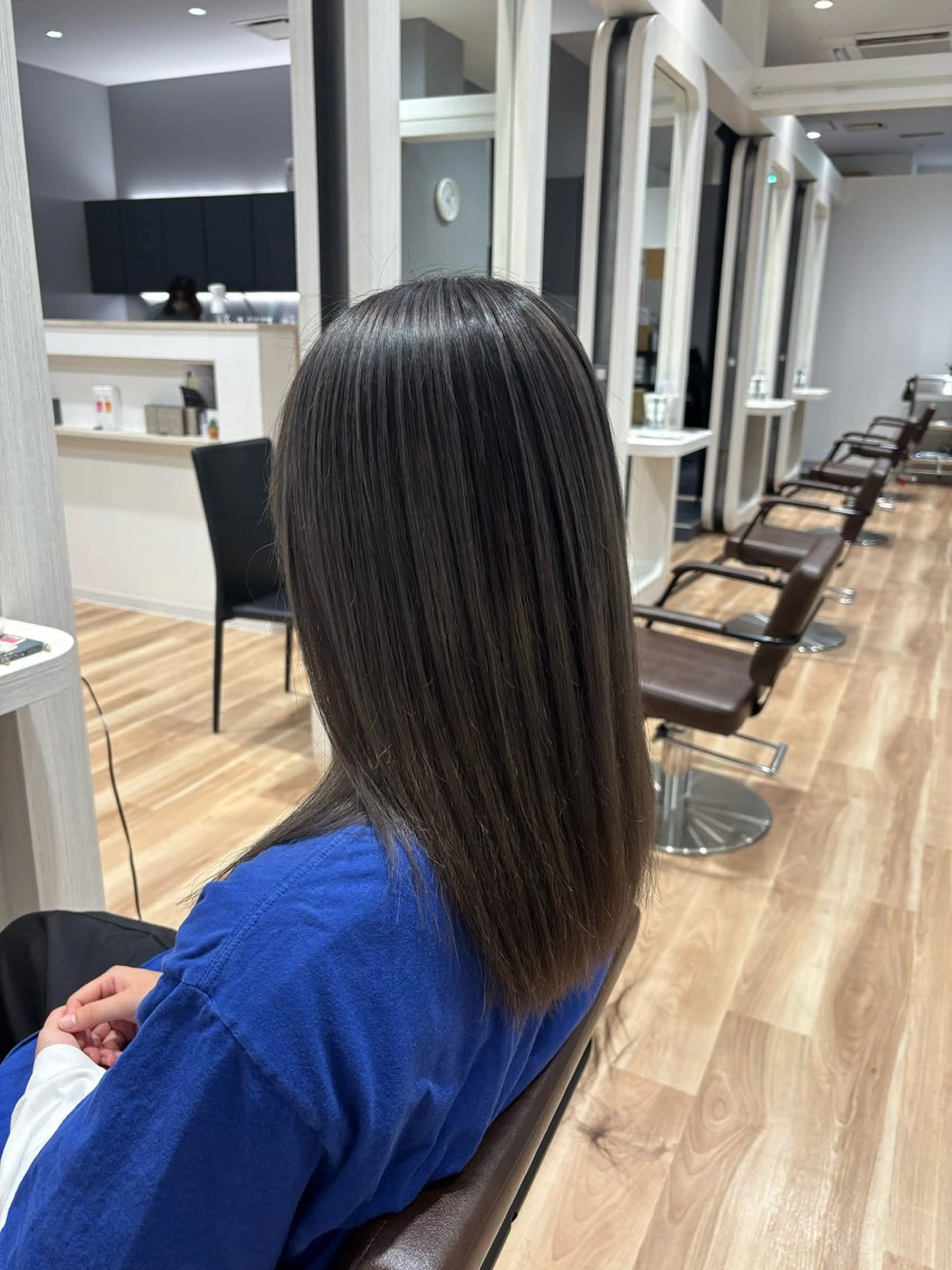 セミロング カラー ベージュカラー シルバー シルバーベージュ STYLE エキシティ店所属・杉原魁/髪質改善/ 似合わせパーマのヘアスタイル