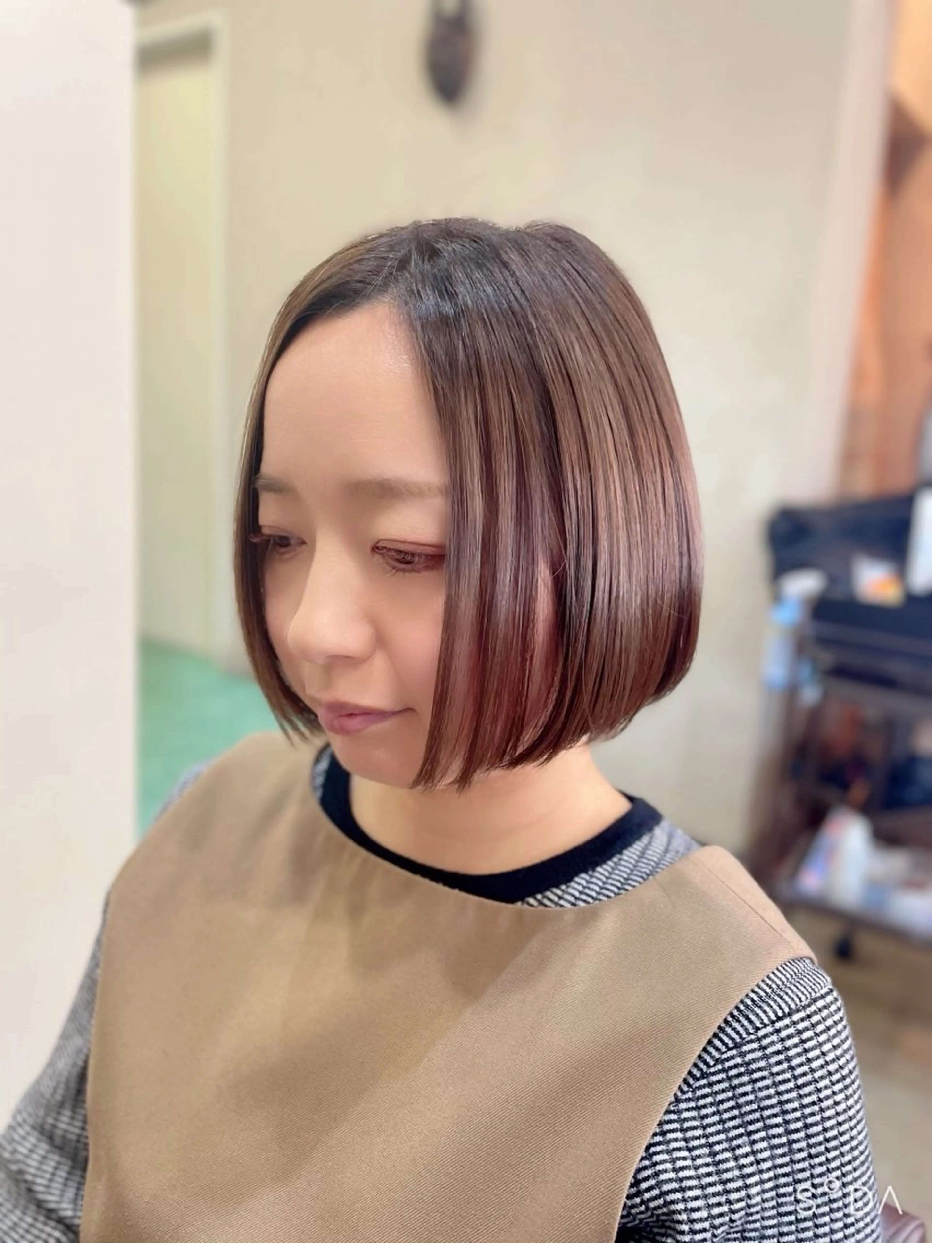 ショート カラー 切りっぱなしボブ ベージュカラー 透明感カラー ラベンダーカラー ラベンダーベージュ カラー/フリーランス 鈴木 亜紀子のヘアスタイル