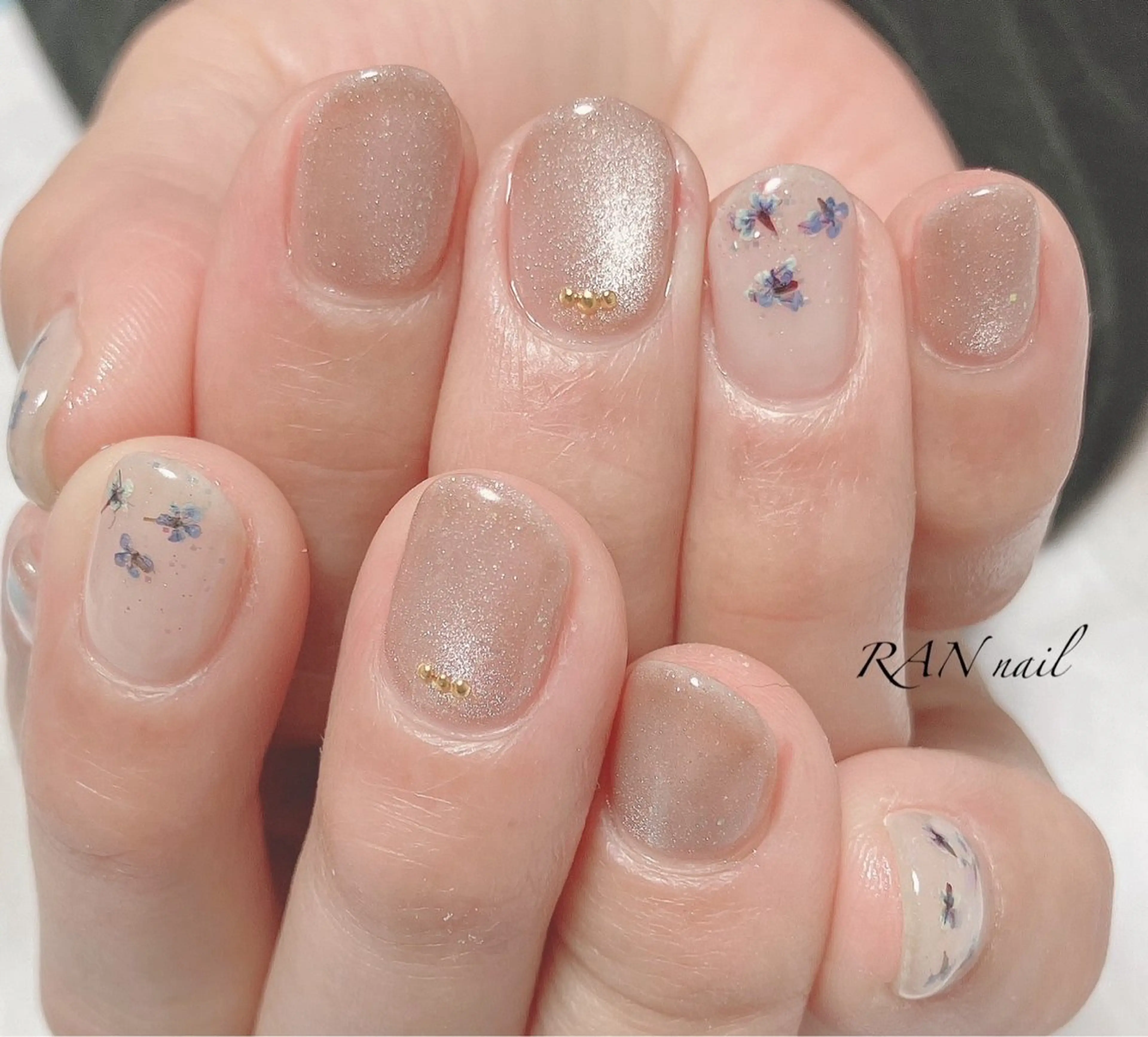 ネイル 入学式 フラワーネイル ジェルネイル キラキラネイル オフィスネイル ハンドネイル フットネイル RAN nail 〜ランネイル〜所属・RAN nailのネイルデザイン