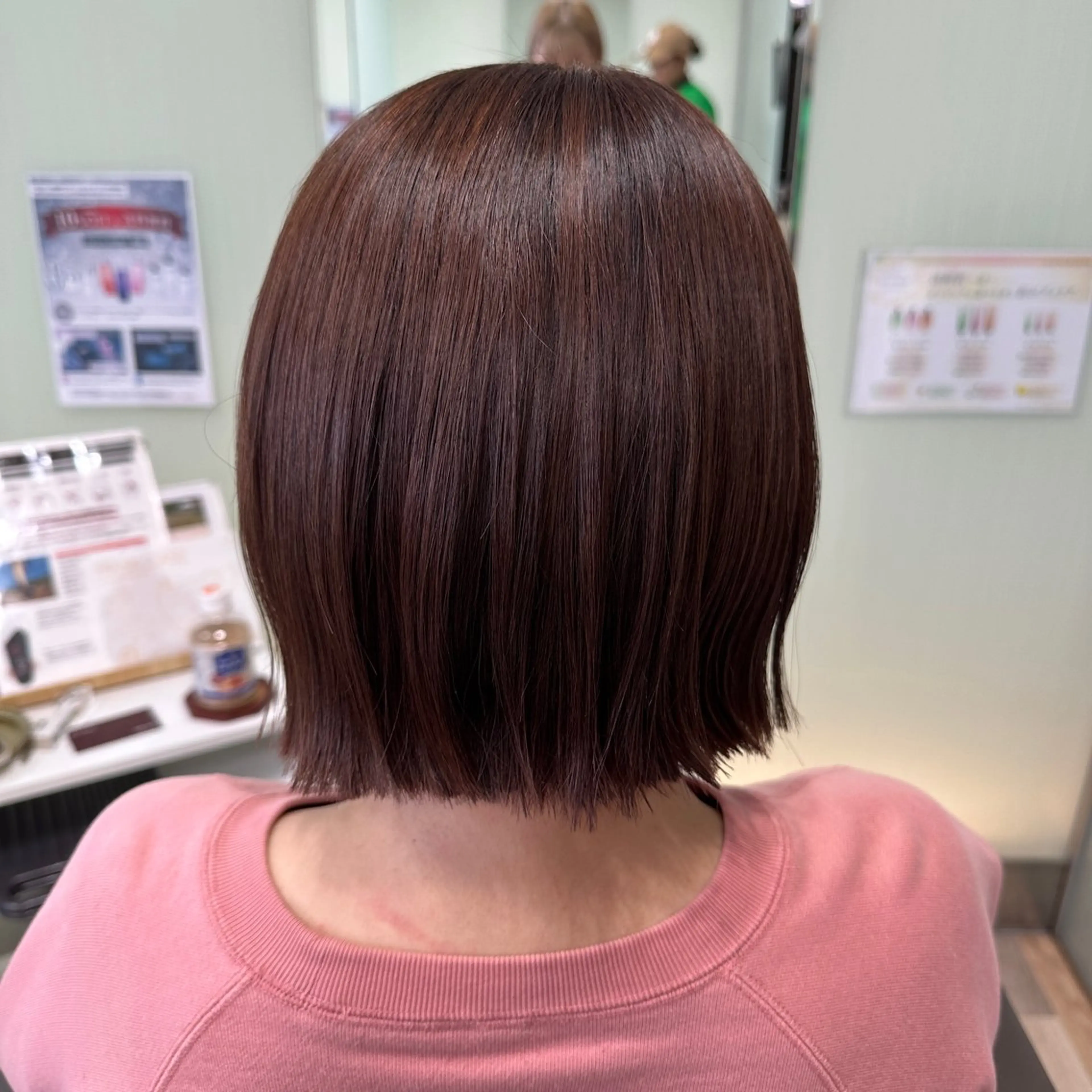 ショート カラー ボブ 外ハネヘア カット ヘアカラー 大人可愛いスタイル 提案✨佐藤純菜のヘアスタイル