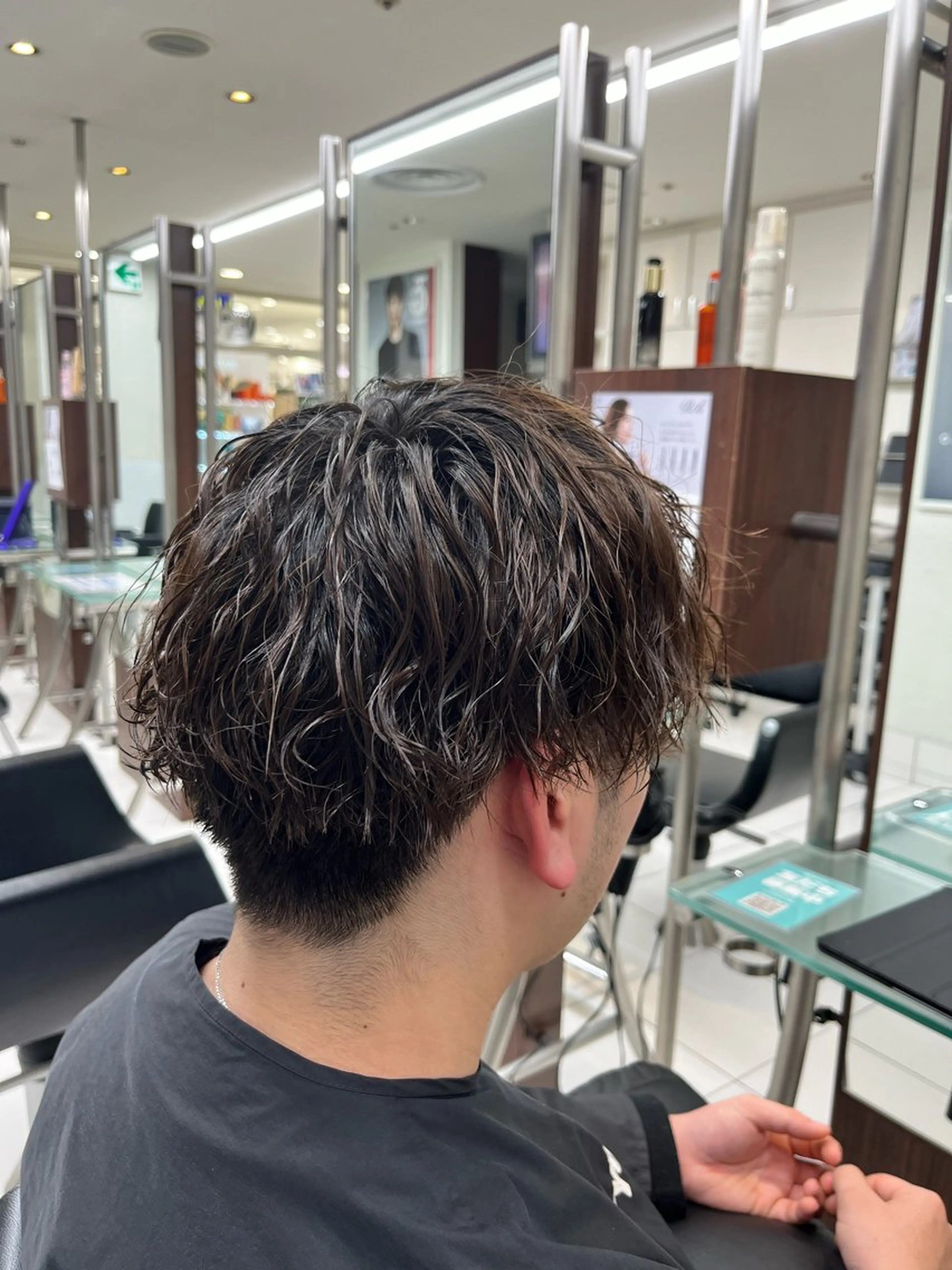ショート パーマ メンズ 小野 達己のヘアスタイル
