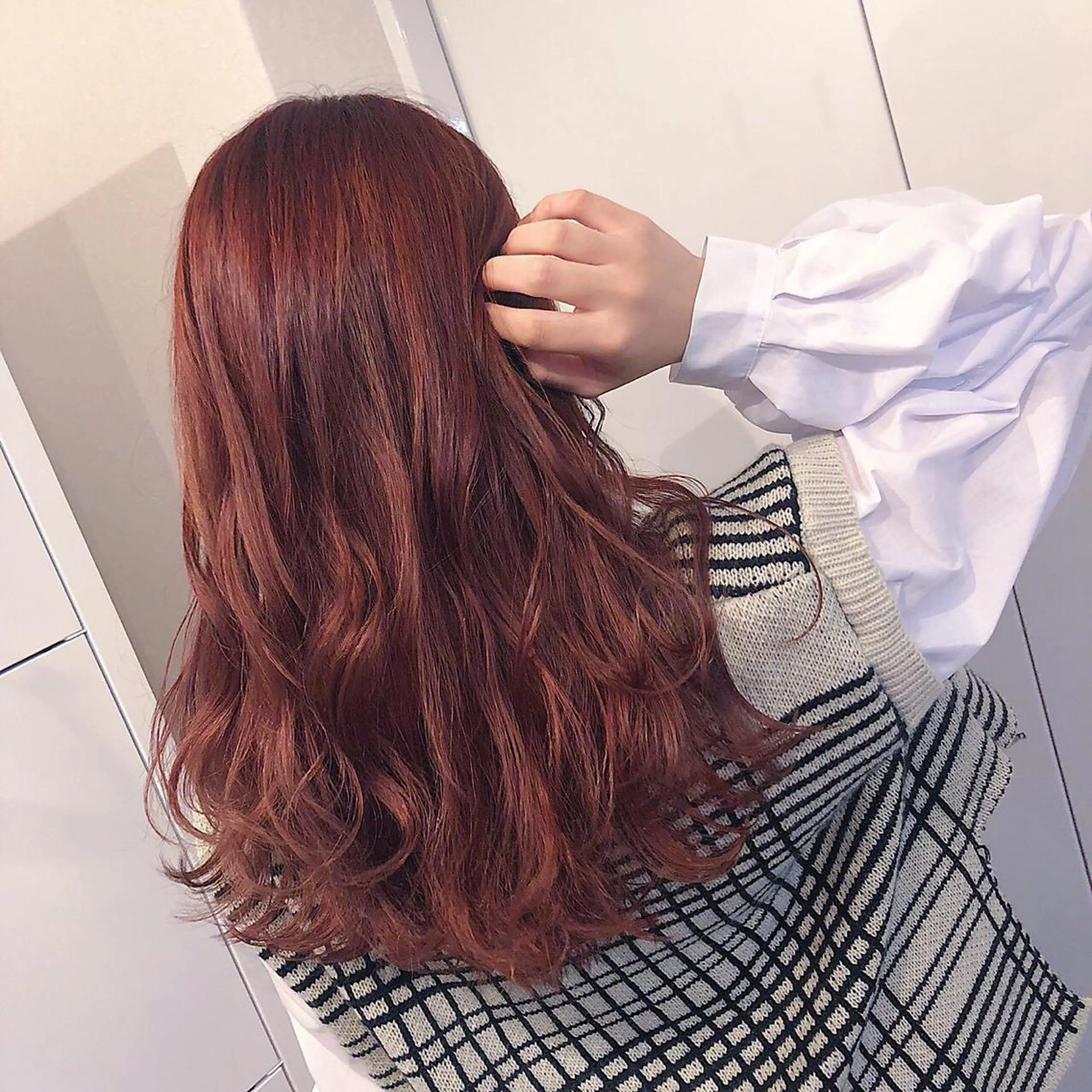 セミロング カラー バレイヤージュ ブリーチ ダブルカラー グラデーションカラー ハイライトカラー ヘアカラー hair salon mementoのヘアスタイル