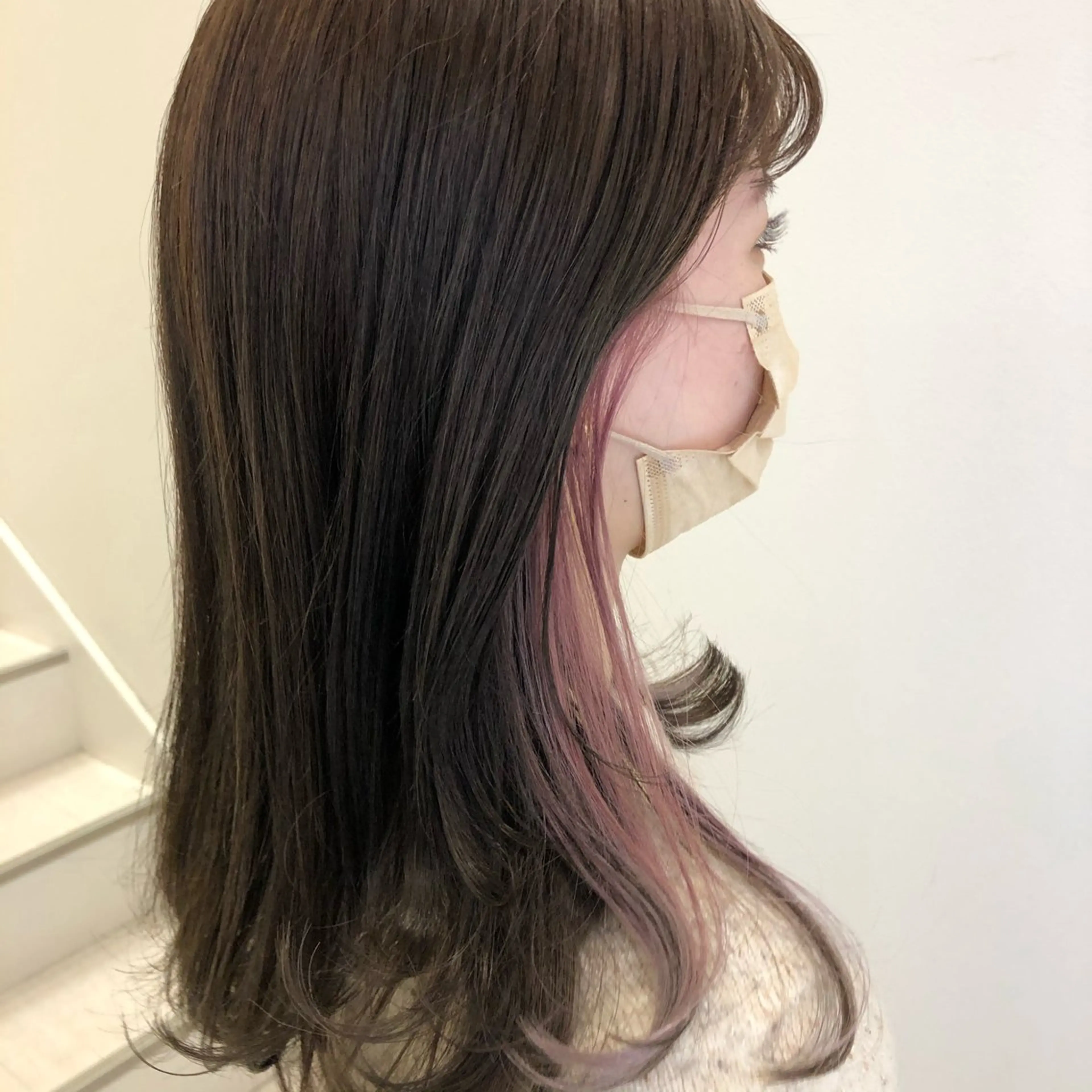 セミロング カラー インナーカラー 堀 ゆきみのヘアスタイル