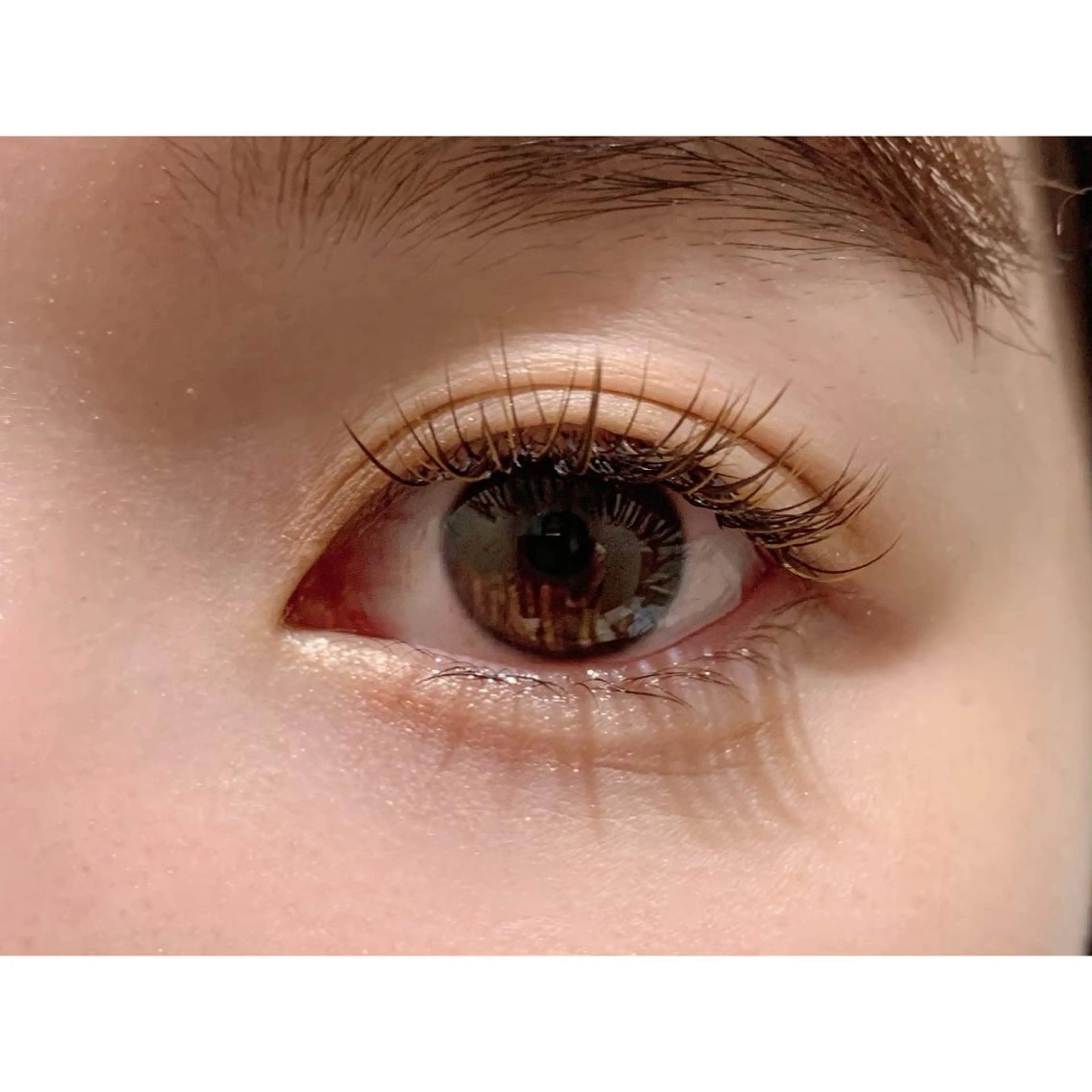 マツエク・マツパ カラーマツエク 坂西 春果のマツエク・マツパデザイン