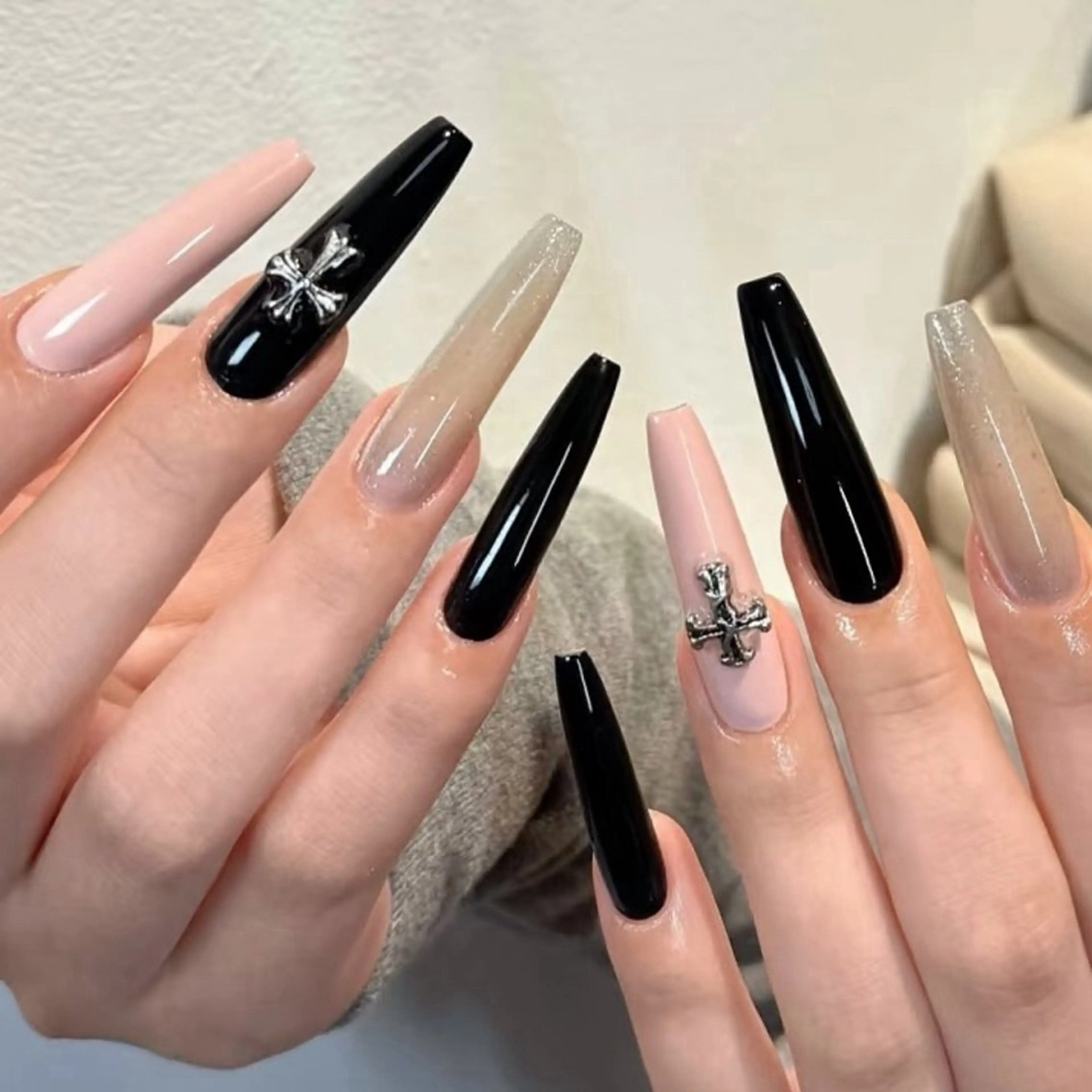 ネイル Mika Nails 心斎橋のネイルデザイン