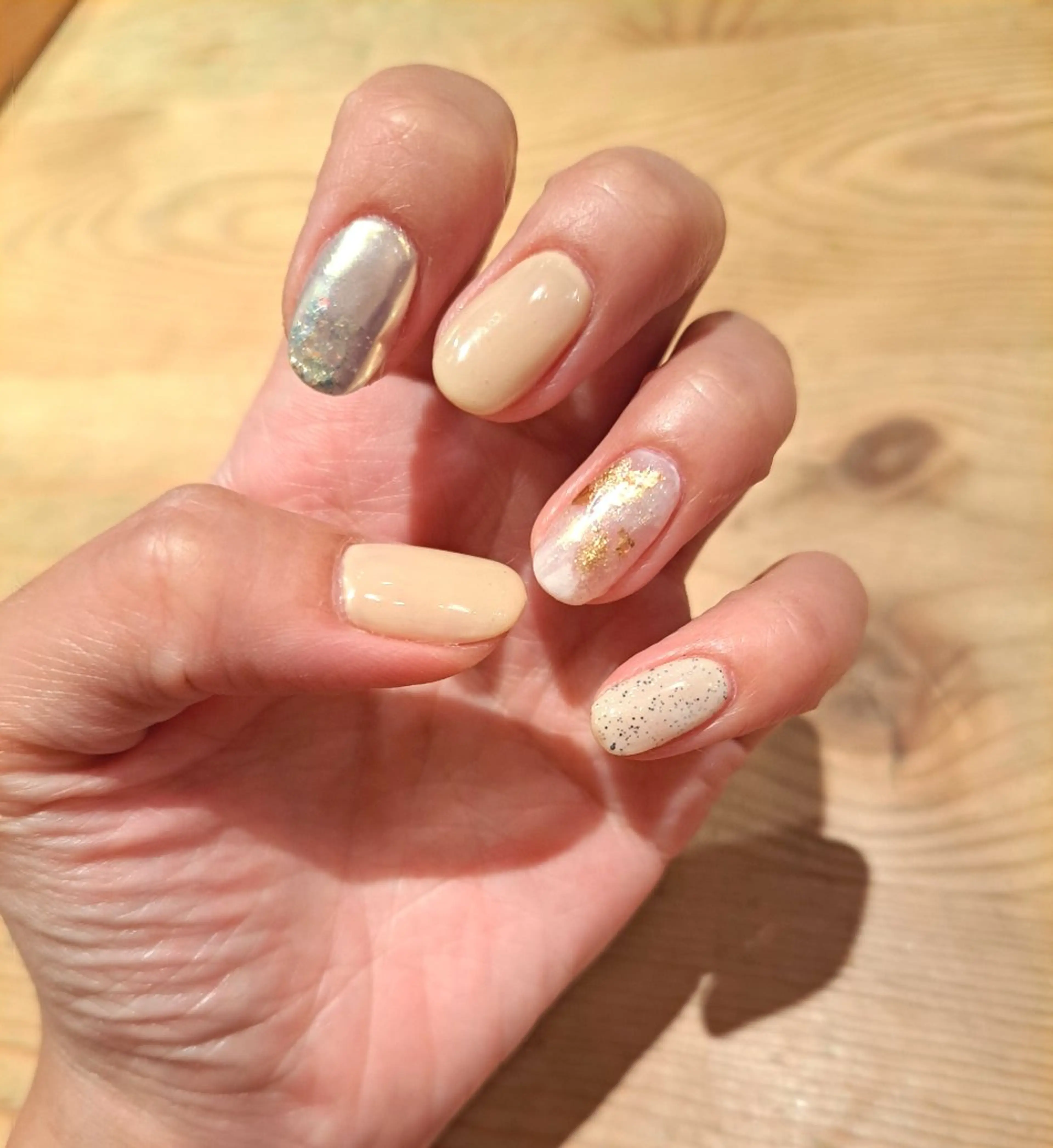 ネイル アートネイル フットネイル ジェルネイル 持ち込み ニュアンスネイル 河野ちえ (雑誌掲載サロン)のネイルデザイン