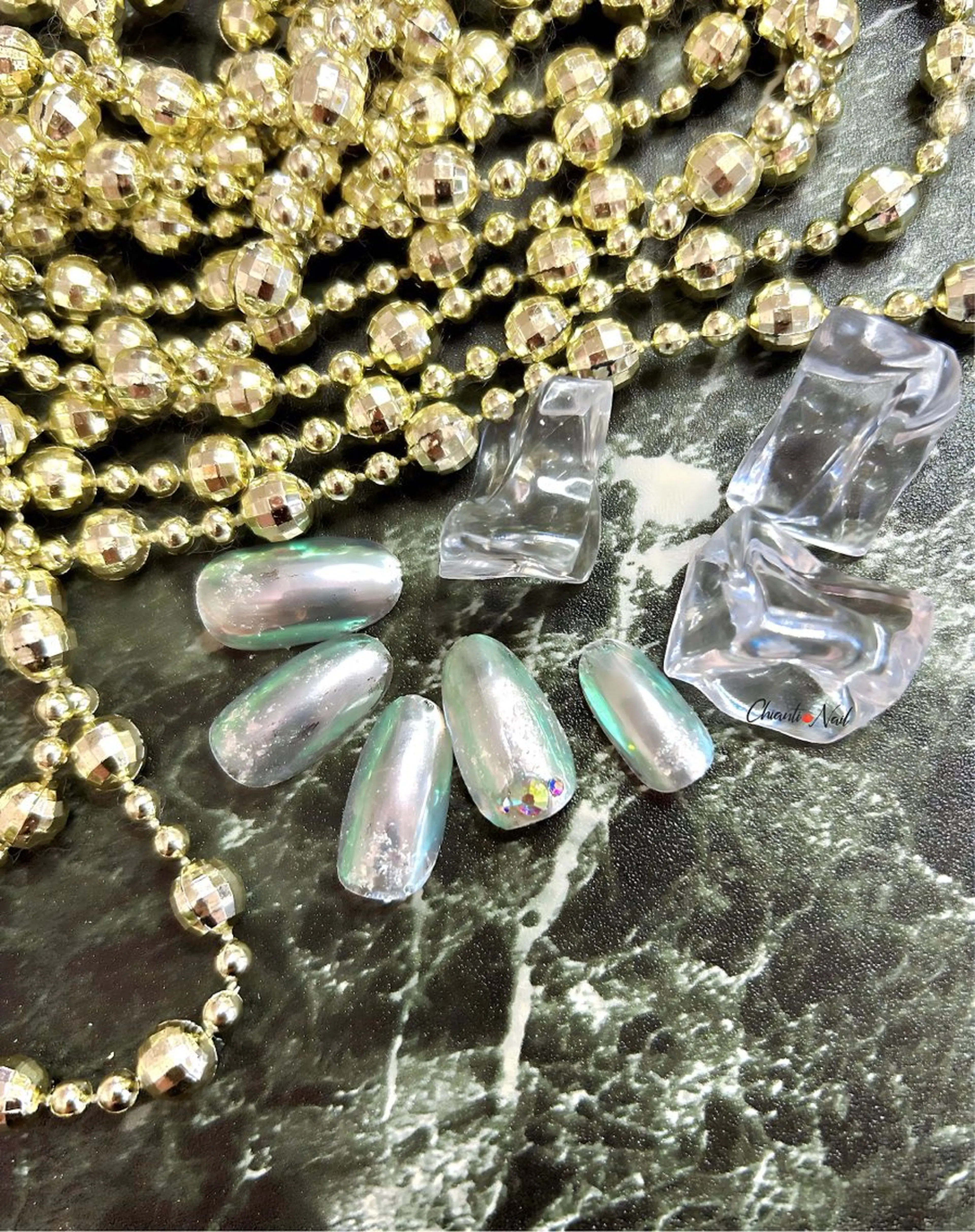 ネイル ミラーネイル Chianti Nailのネイルデザイン