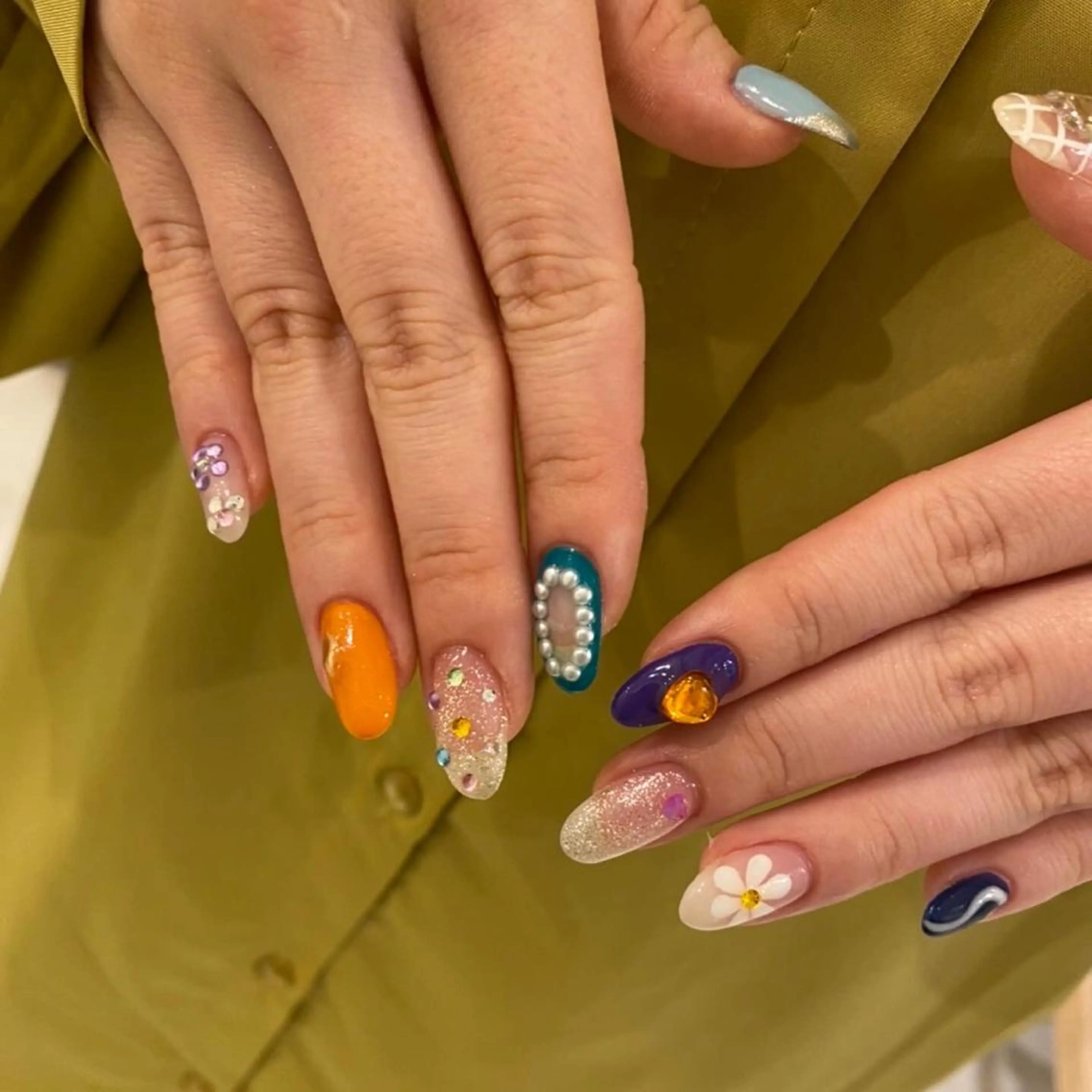 ネイル emunail あやかのネイルデザイン