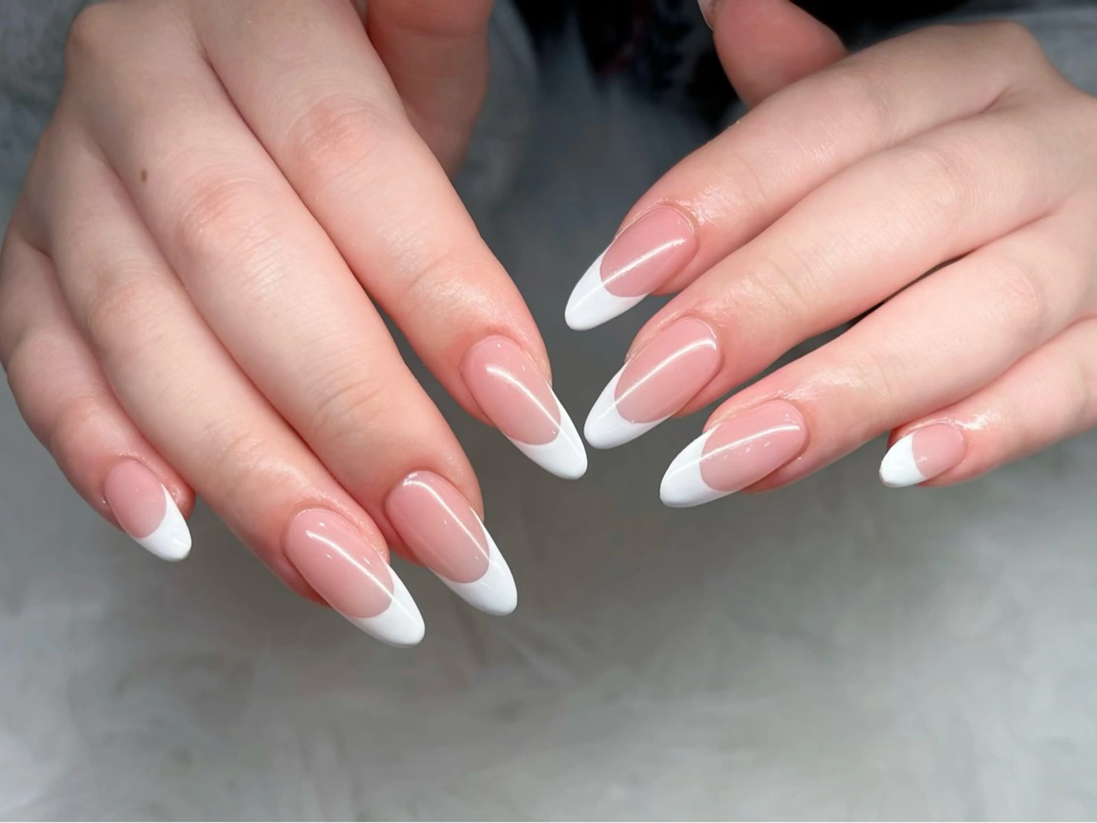 ネイル オーロラネイル フレンチネイル ガラスフレンチ ロングネイル マグネットネイル ハンドネイル XIMINANAIL SALON堀江店のネイルデザイン