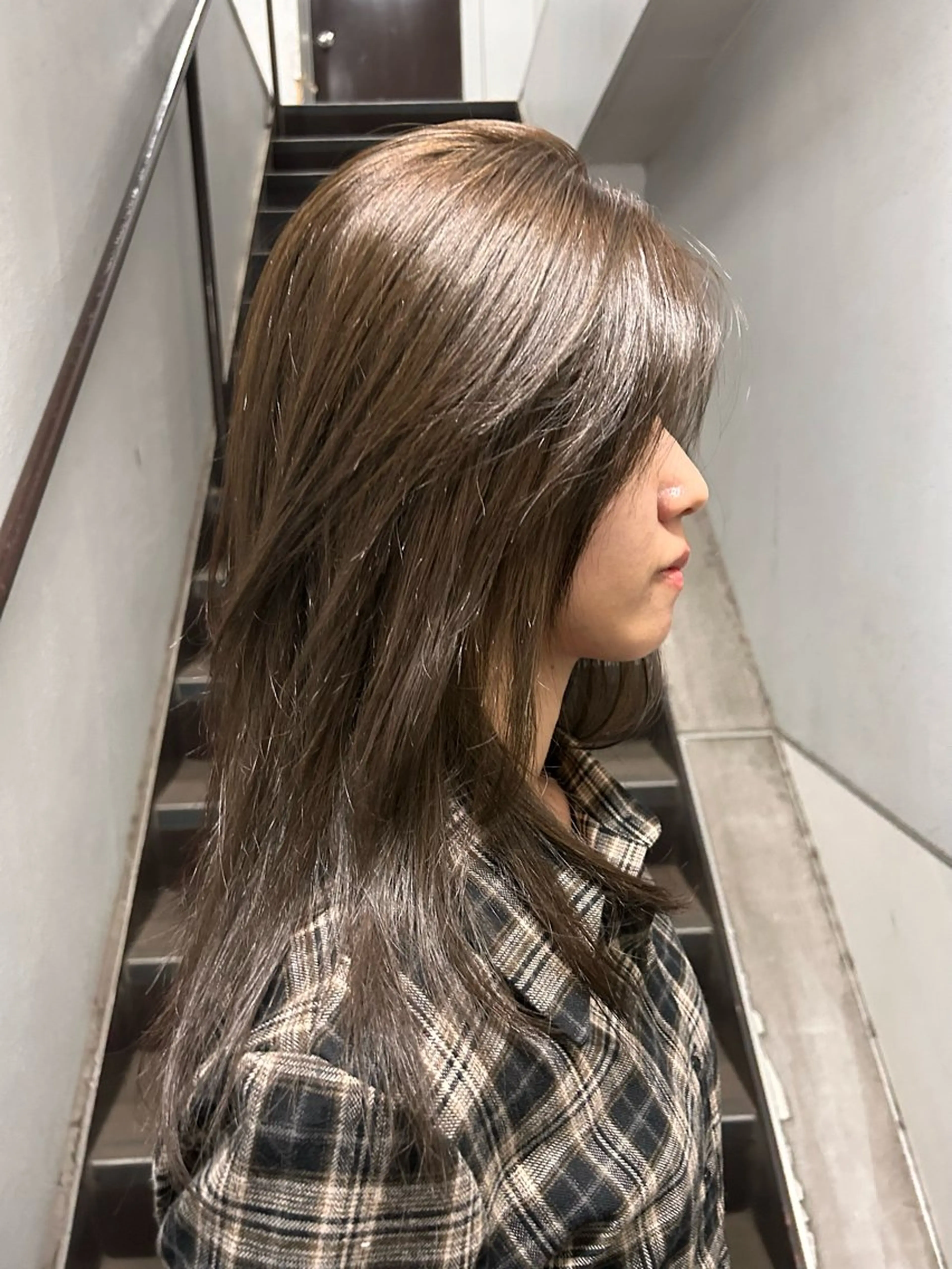 ロング カラー オリーブカラー 透明感カラー/ レイヤーカットのヘアスタイル