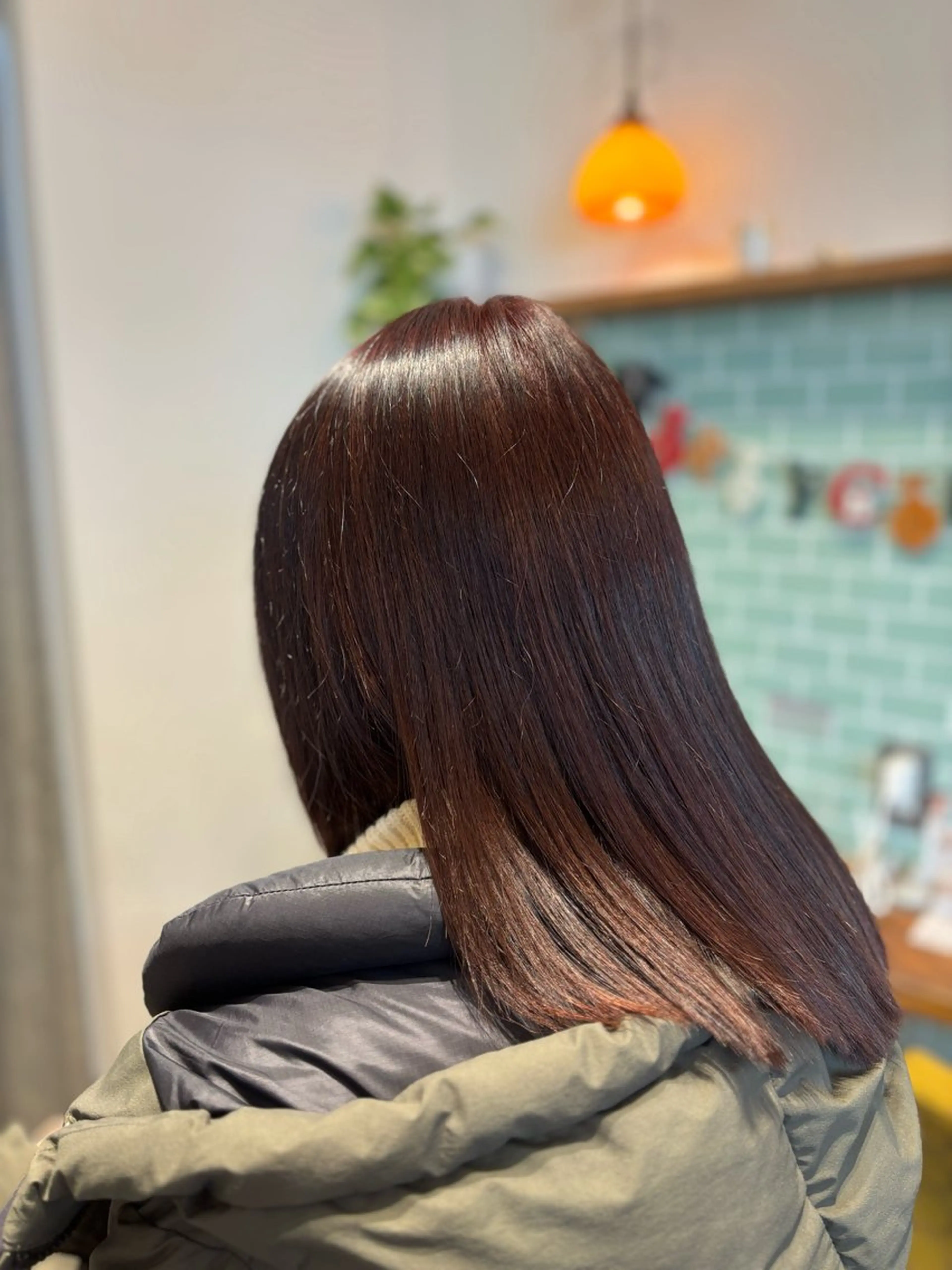 セミロング パーマ ピンクブラウン レイヤーカット 酸性ストレート ストレートパーマ カネコ ナナミのヘアスタイル