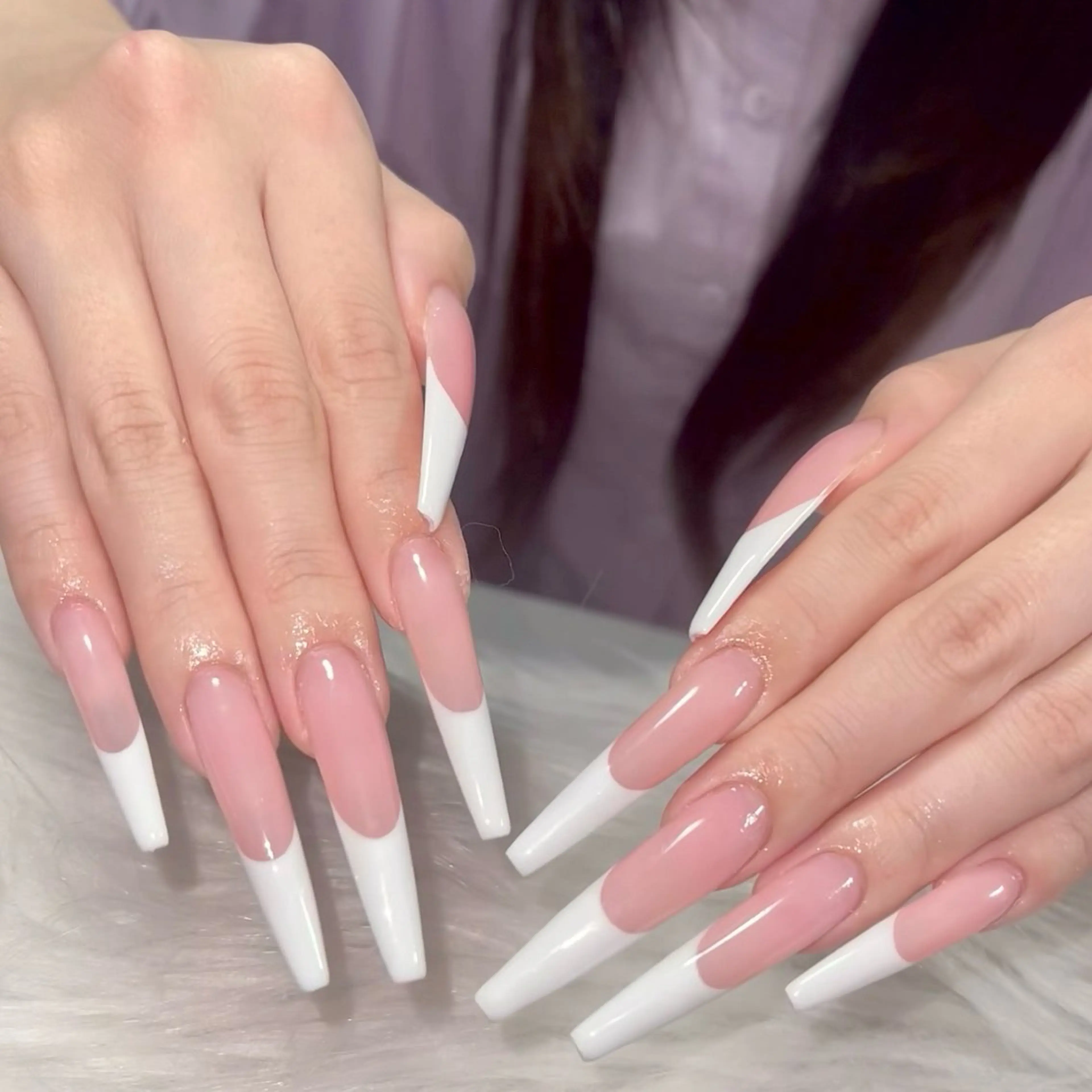 ネイル オーロラネイル クリアネイル 成人式 フラッシュネイル ジェルネイル ハンドネイル Amee Nail Salonのネイルデザイン