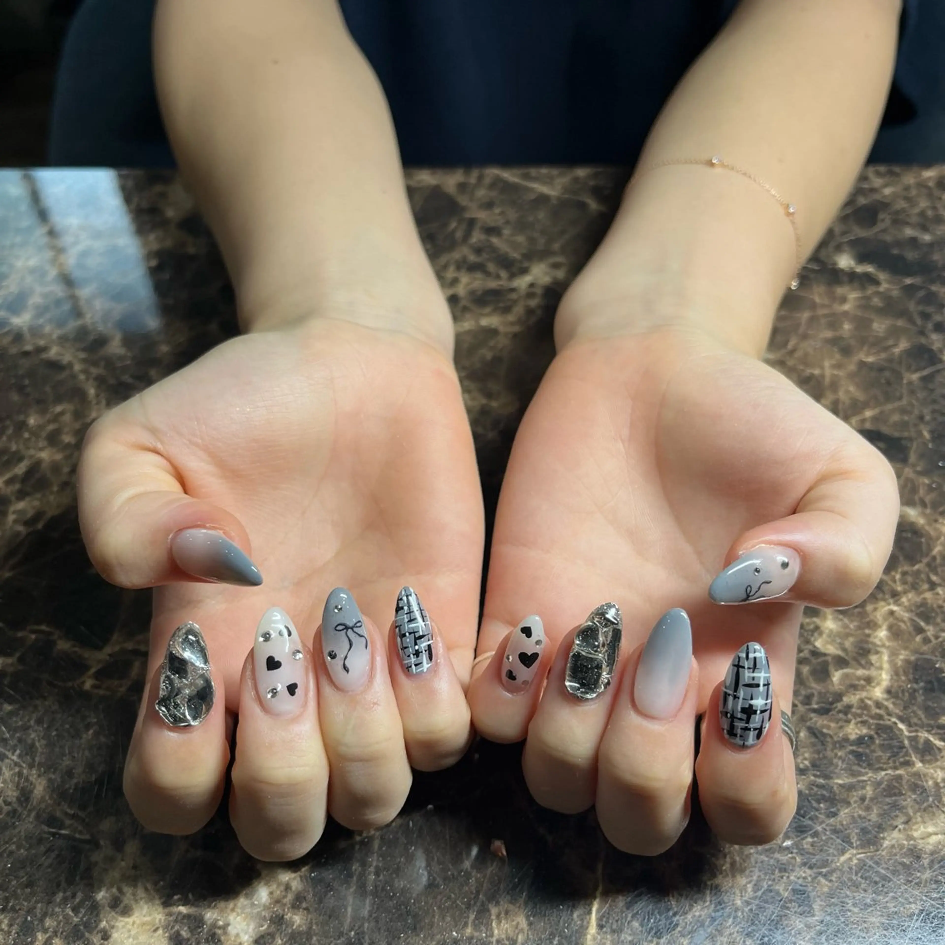 ネイル IROHA nail Ami🐊🎀のネイルデザイン