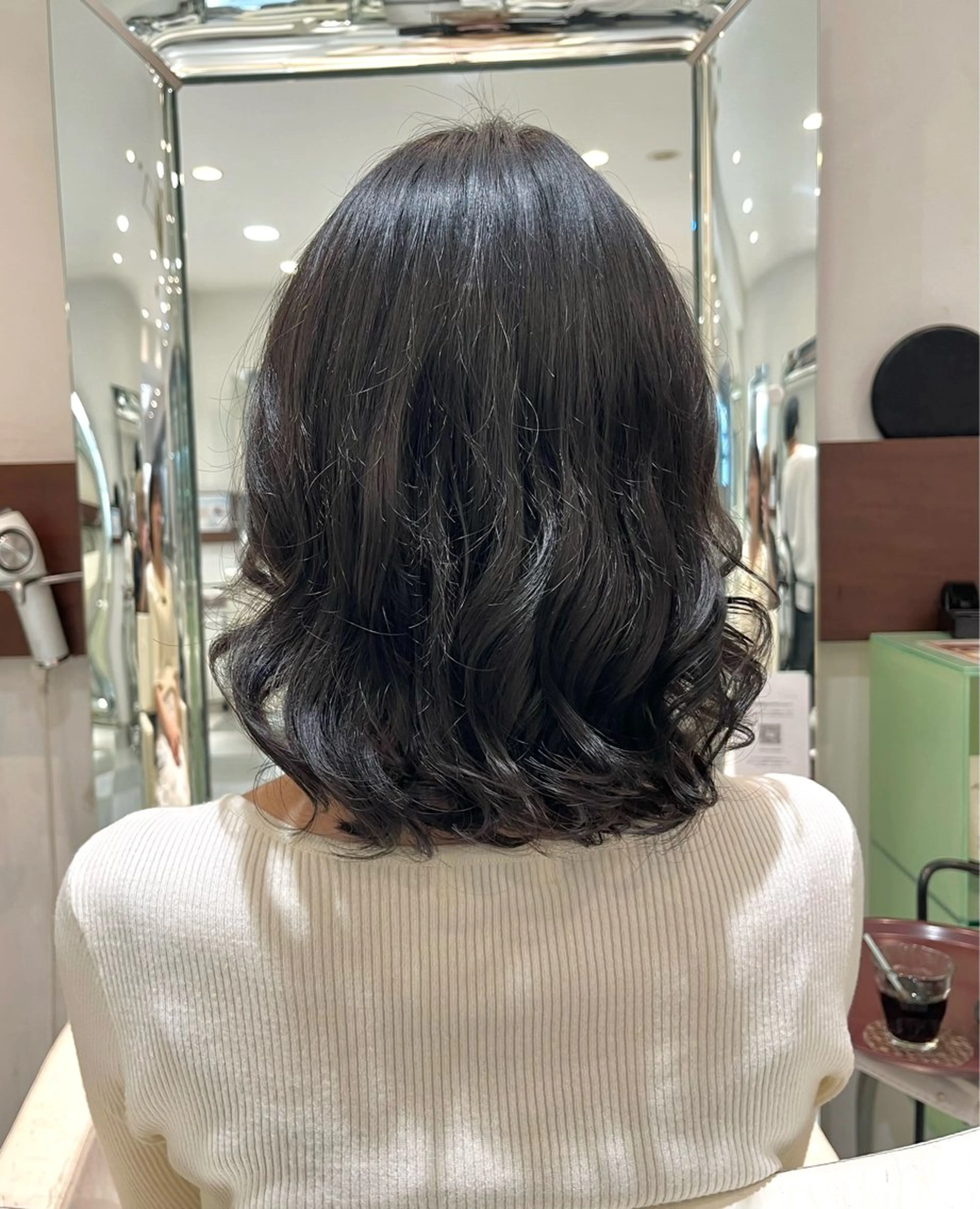 ミディアム パーマ ミディアムパーマ 韓国風ヘア トリートメント デジタルパーマ カット パーマ トリートメント コテ巻き風パーマ 藤澤　知彌のヘアスタイル