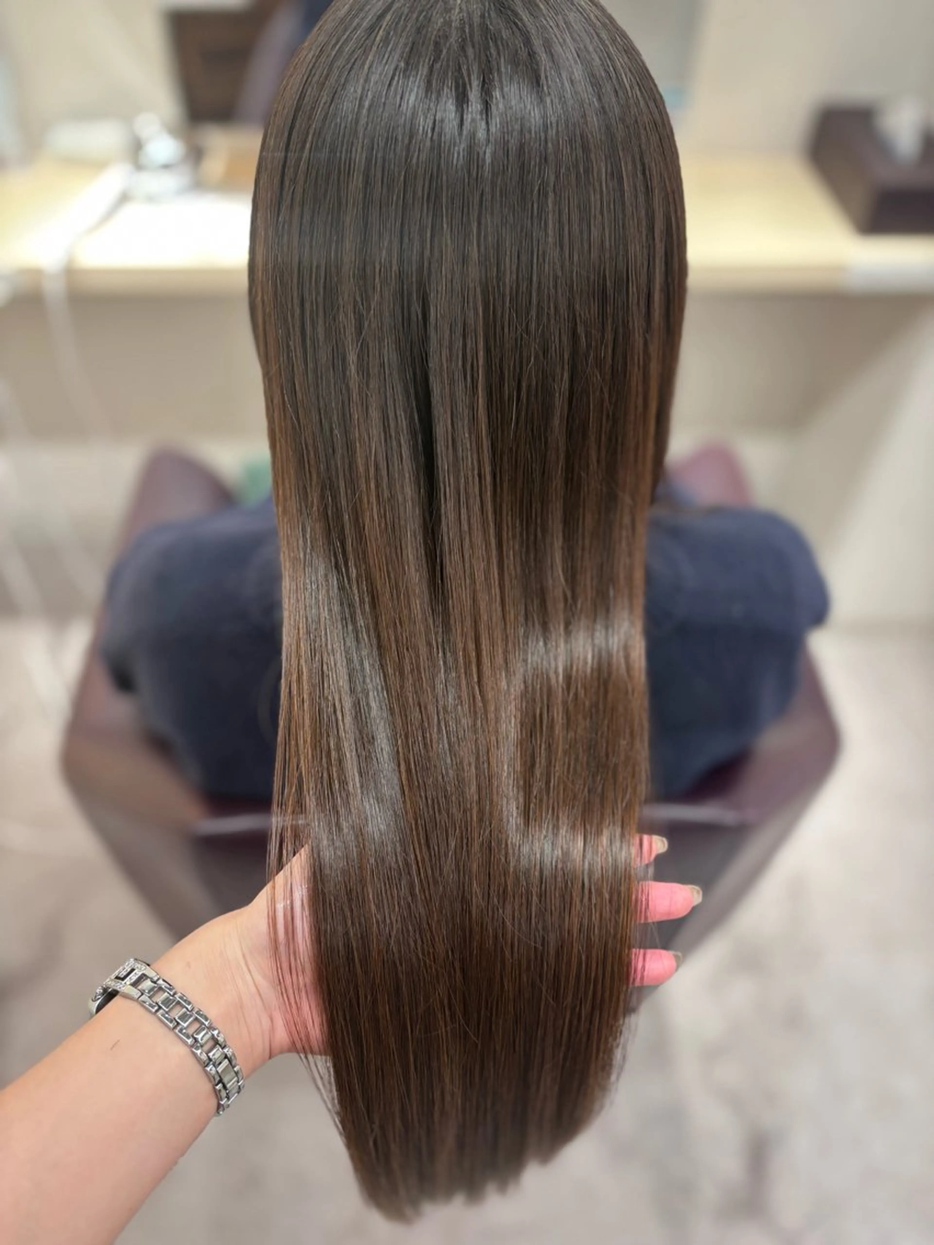 セミロング カット 縮毛矯正 Haruka✄﻿ 透明感カラー🫧🌙のヘアスタイル