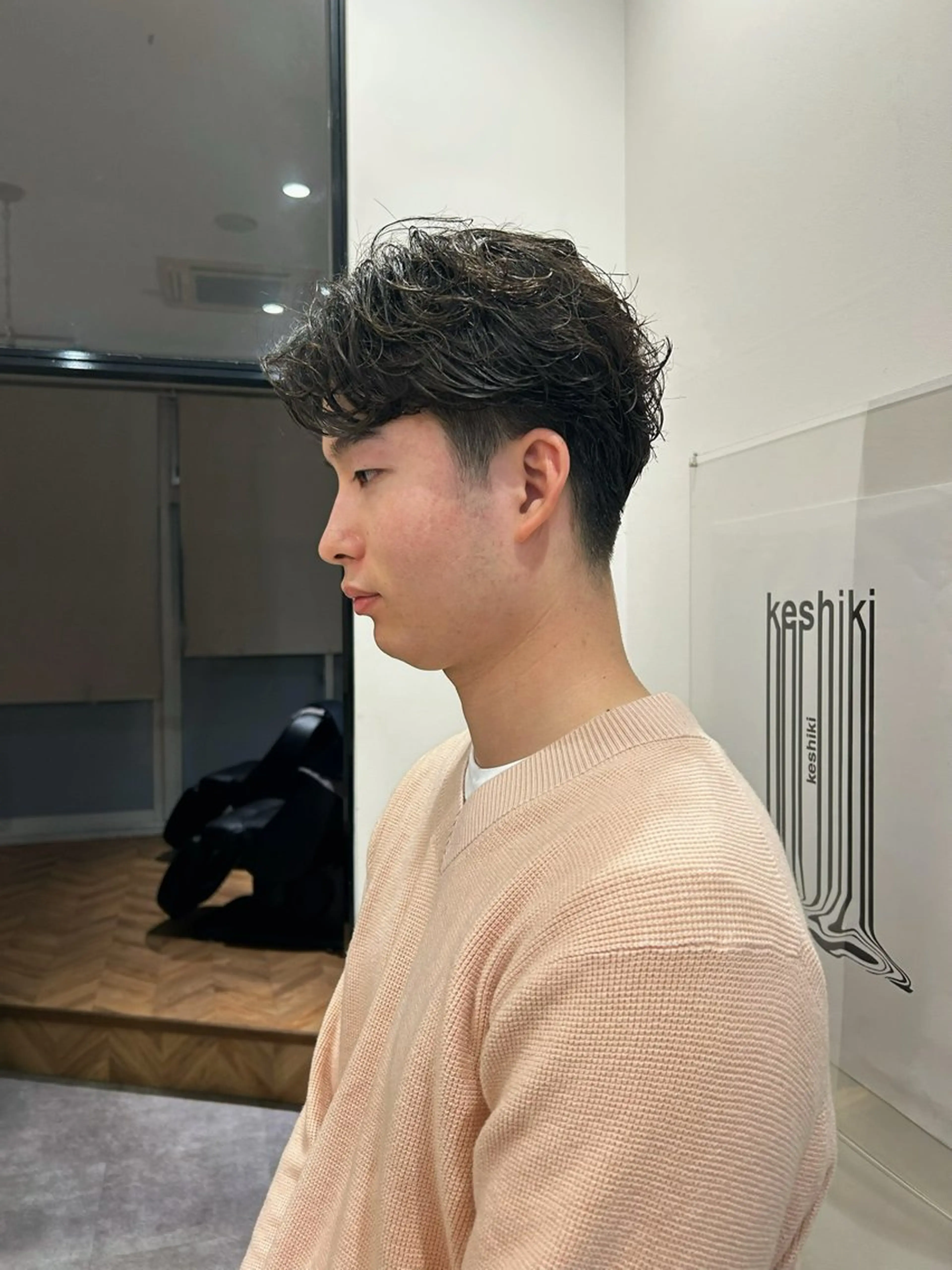 ショート パーマ メンズ メンズパーマ 波巻きパーマ ニュアンスパーマ カット パーマ KAZU keshiki大名のヘアスタイル