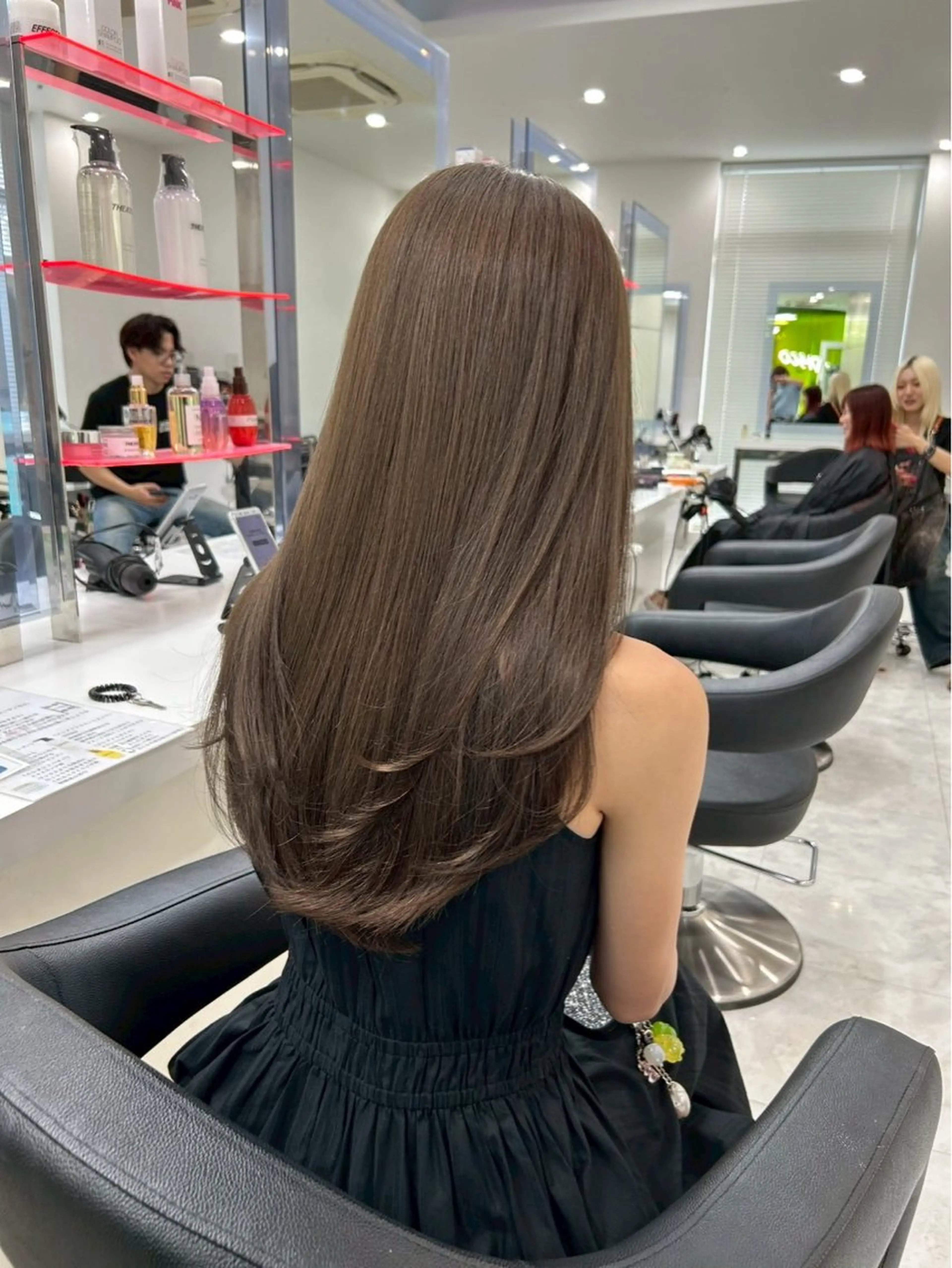 ロング ヘアカラー 🍀透明感ブラウン sakura🍀のヘアスタイル