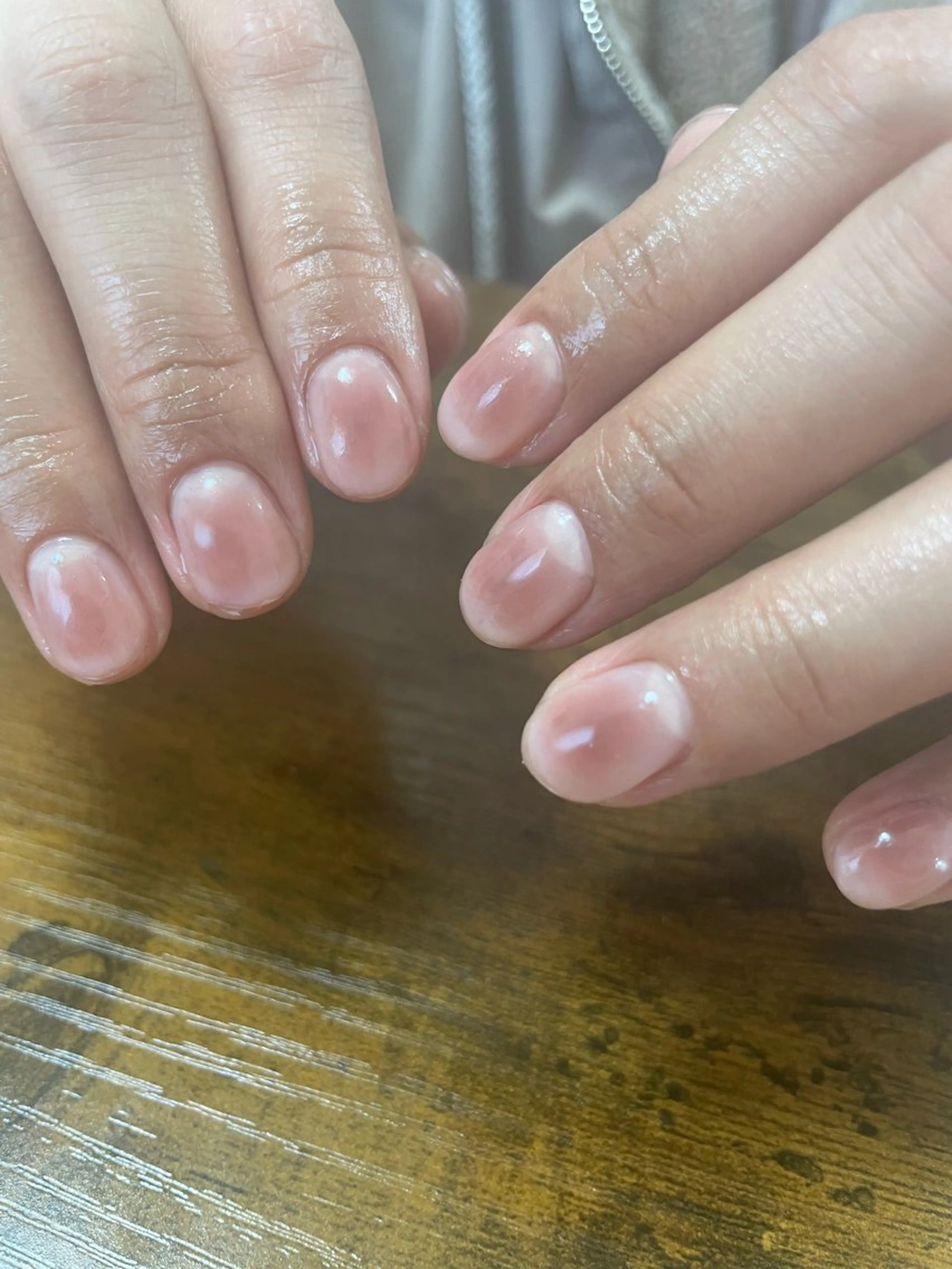 ネイル チークネイル グラデーション ハンドネイル プライベートサロン Nails uiのネイルデザイン