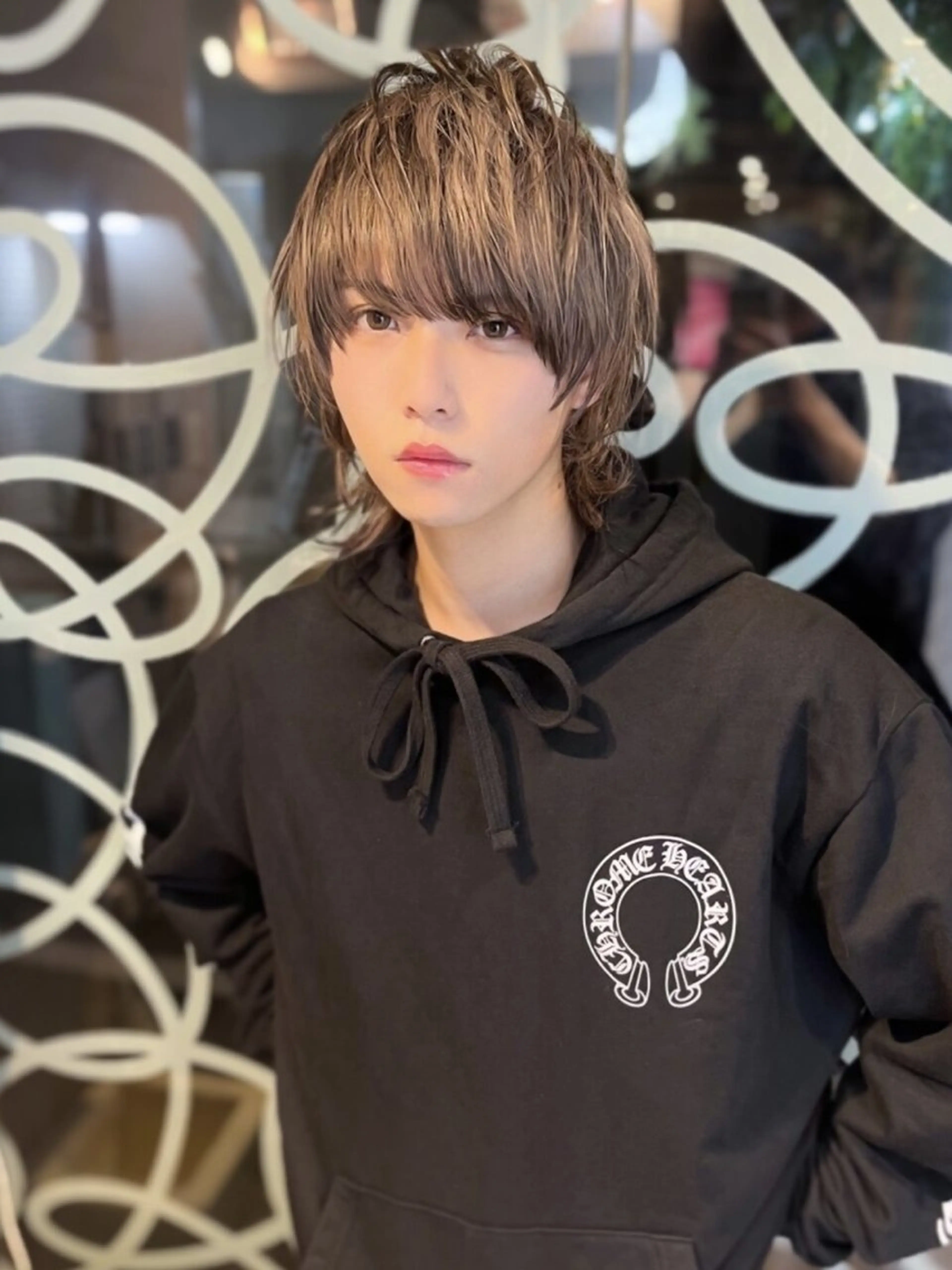 ミディアム メンズ メンズブリーチ メンズハイライト マッシュウルフ マッシュ メンズウルフカット イナオカ ダイスケのヘアスタイル