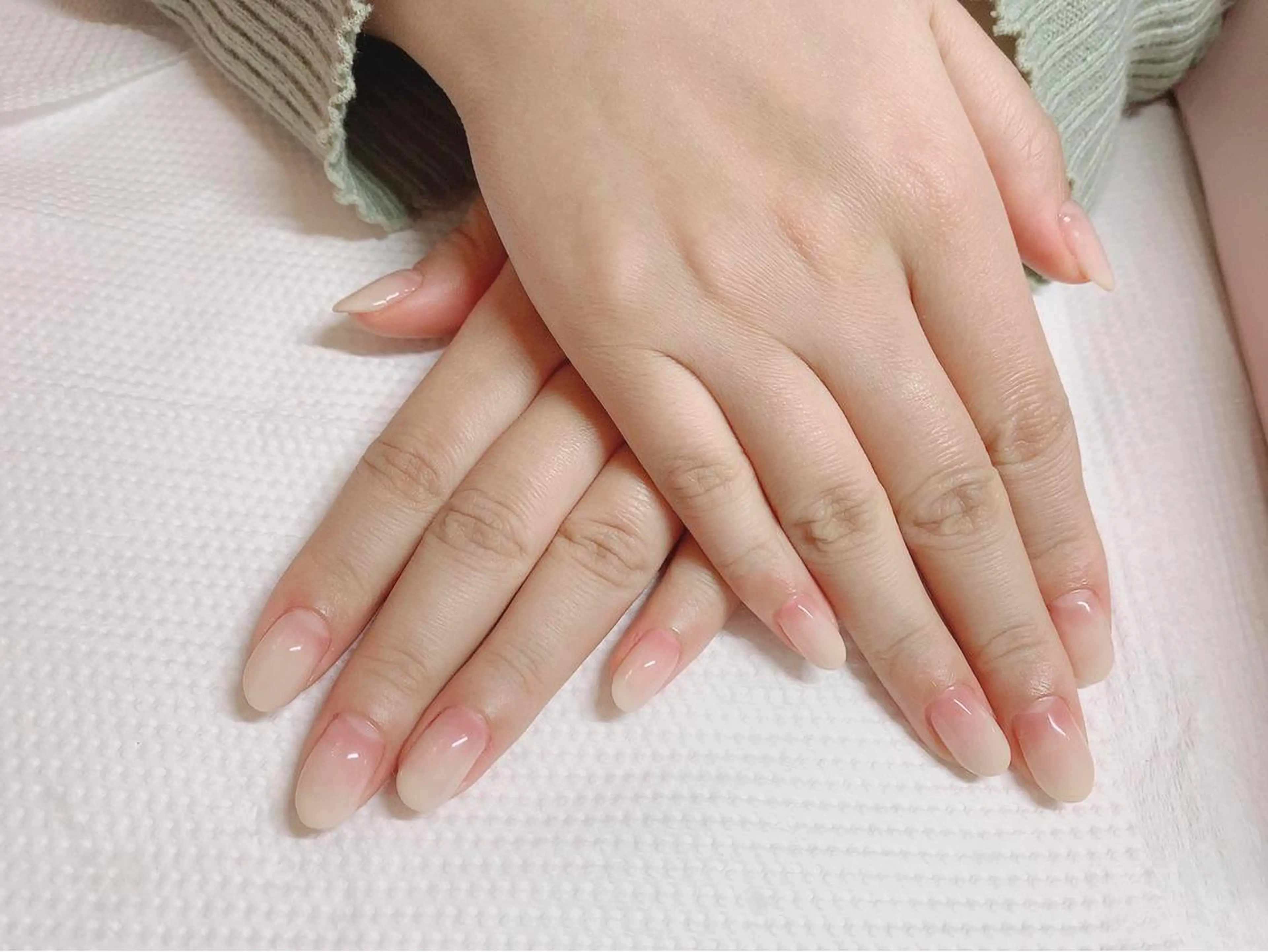 ネイル miu miuのネイルデザイン
