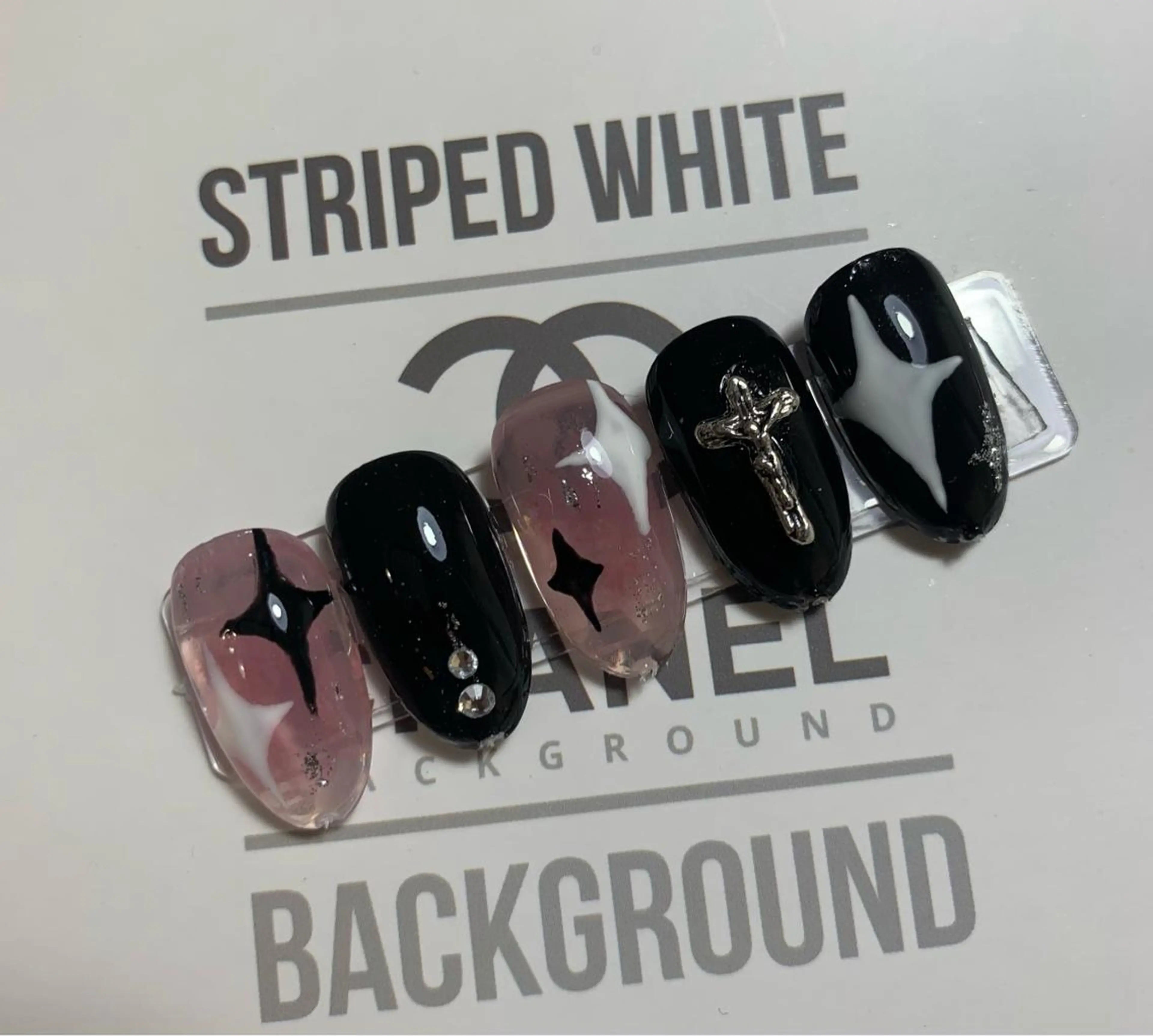 ネイル ハロウィン NAIL CIRCLESのネイルデザイン