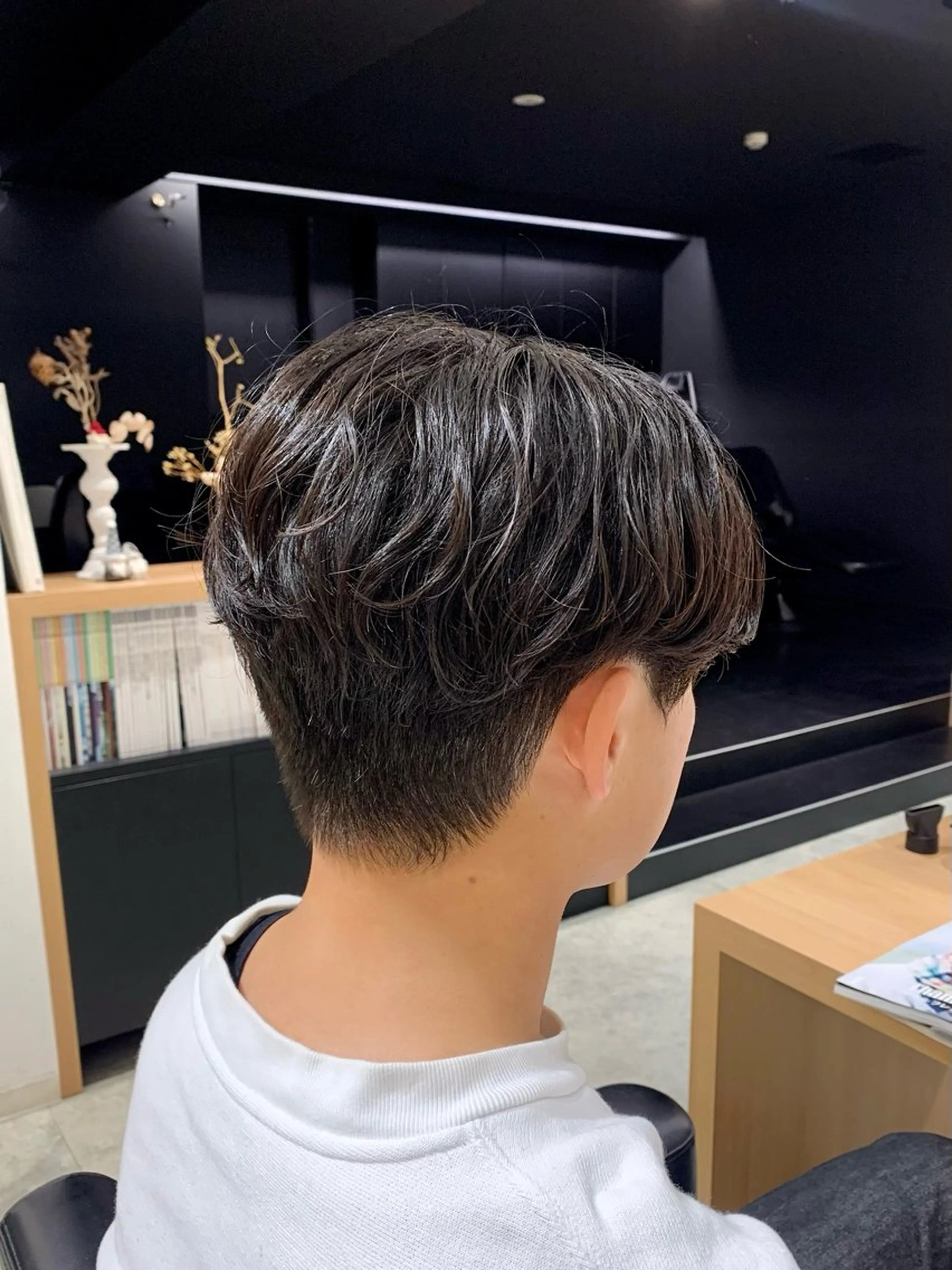 ショート パーマ くせ毛 カット パーマ メンズカット・ パーマ🎈はなさかのヘアスタイル