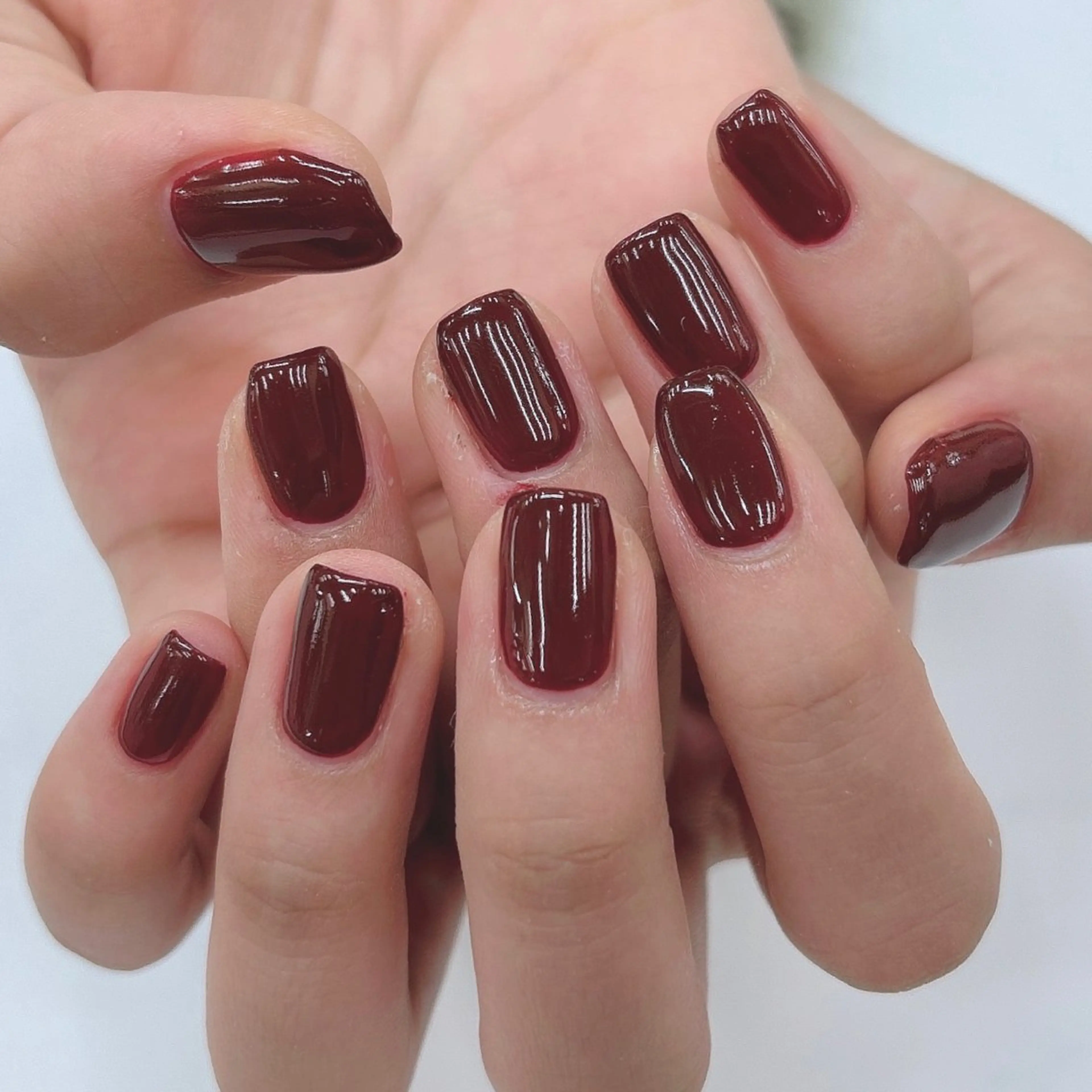 ネイル ボルドー MAXKELLY TSUGUMIのネイルデザイン