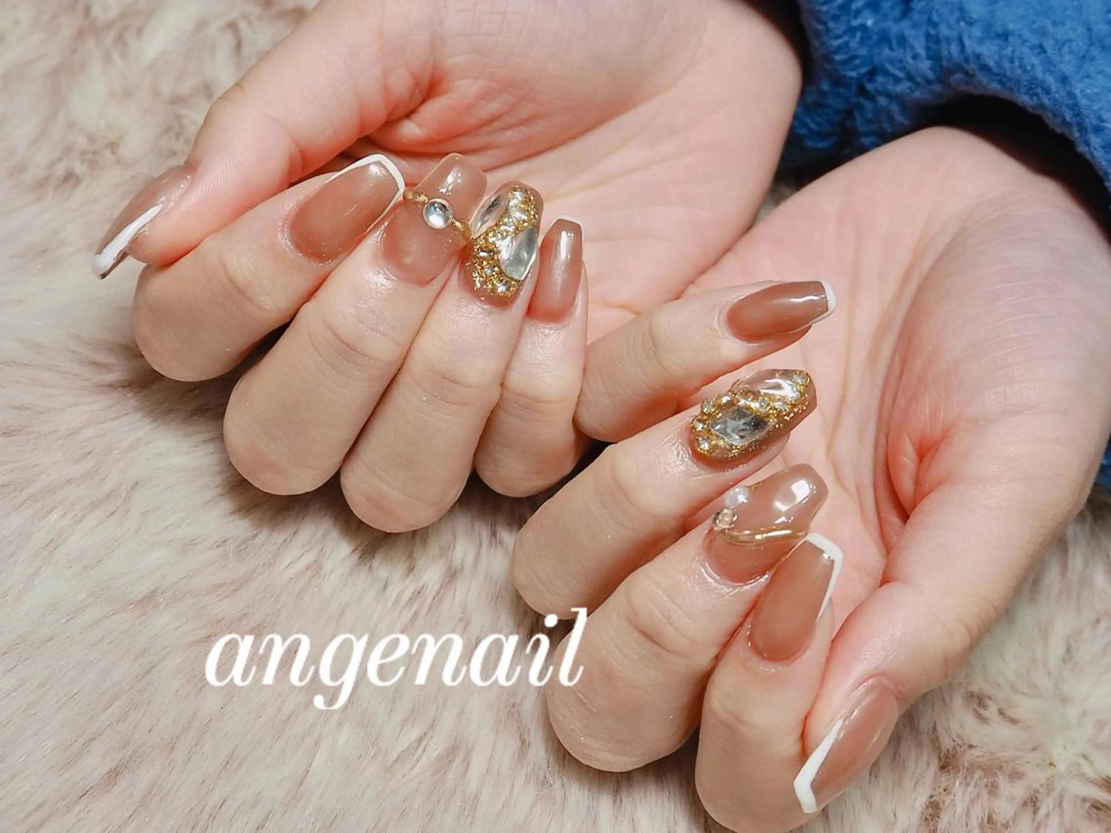 ネイル ハンドネイル オーナーネイリスト MAKIのネイルデザイン