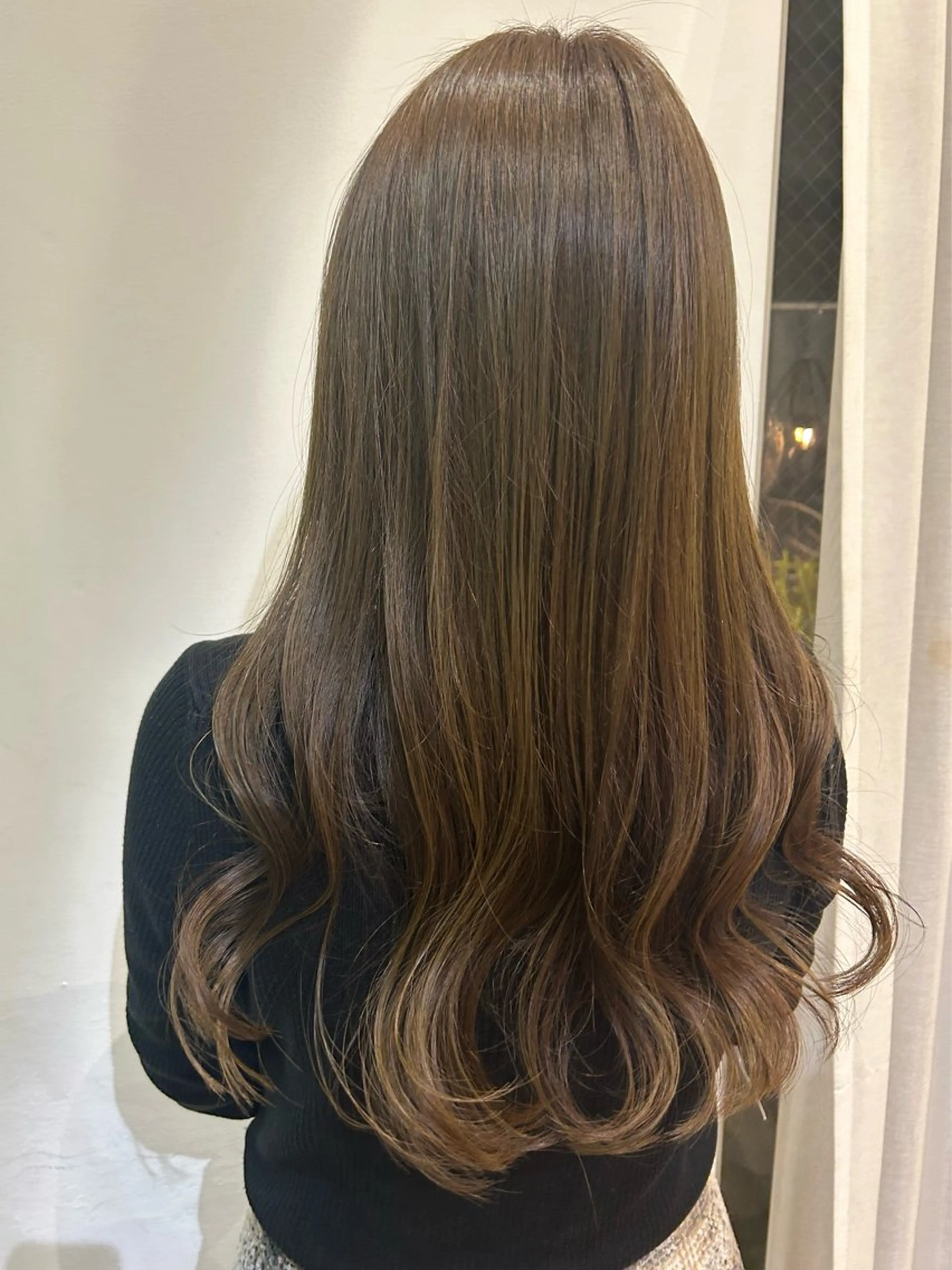 カラー ヘアカラー 市吉 杏奈のヘアスタイル