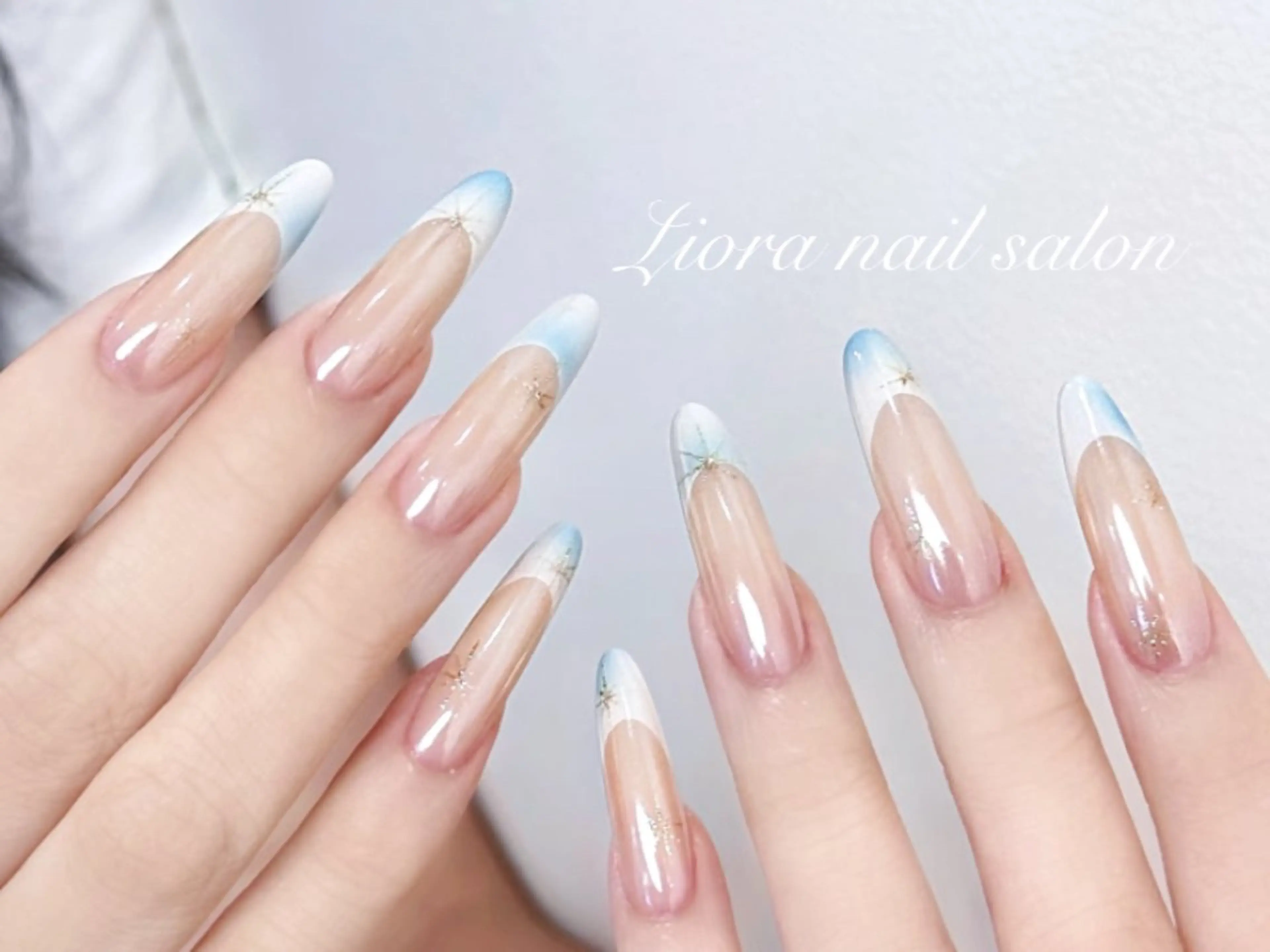 ネイル フレンチネイル ジェルネイル ガーリー グラデーション キラキラネイル ハンドネイル Liora nail スカルプ専門店のネイルデザイン