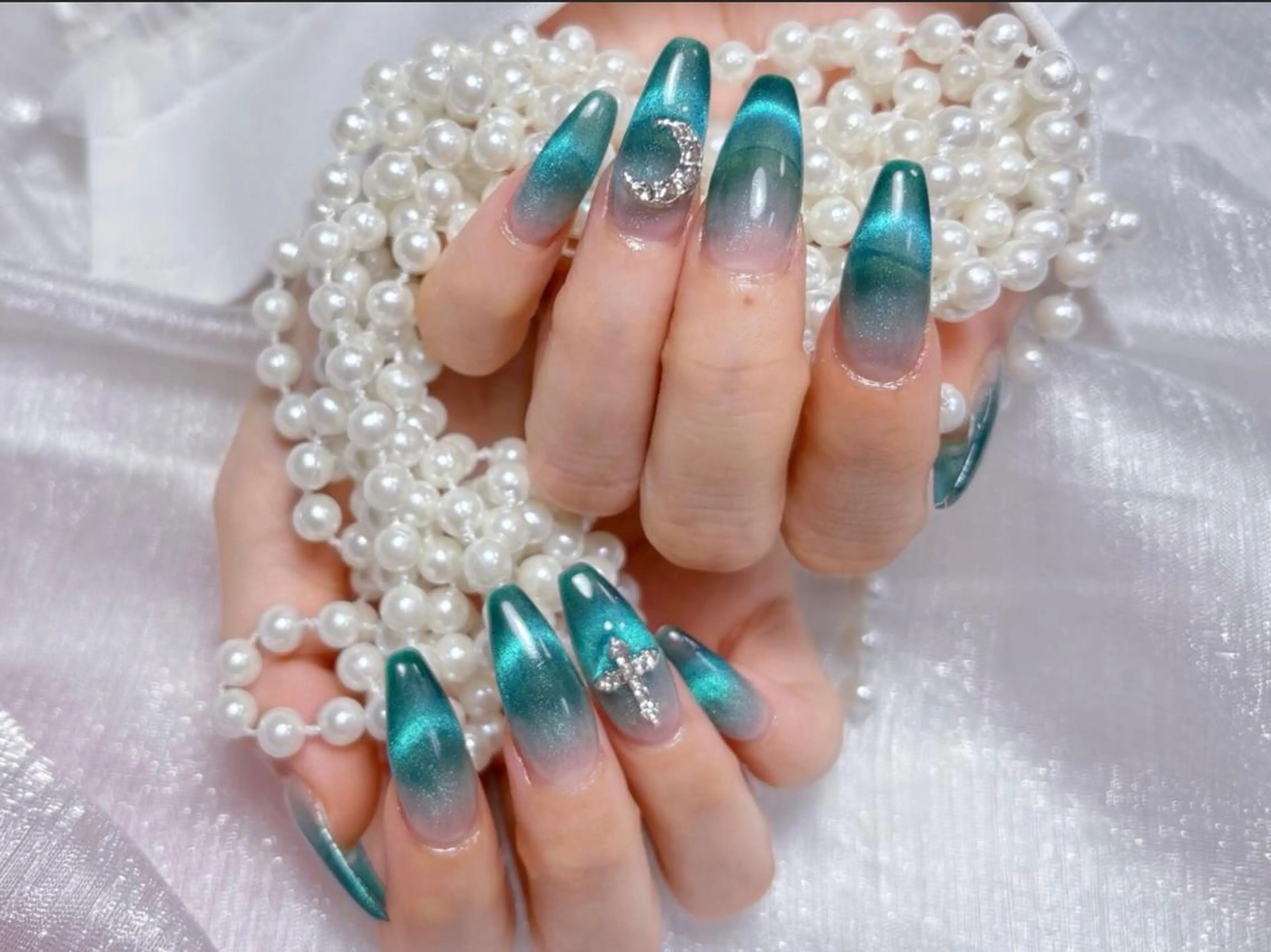 ネイル ハンドネイル 🐳彩羽チップ 長さだし専門🐳のネイルデザイン