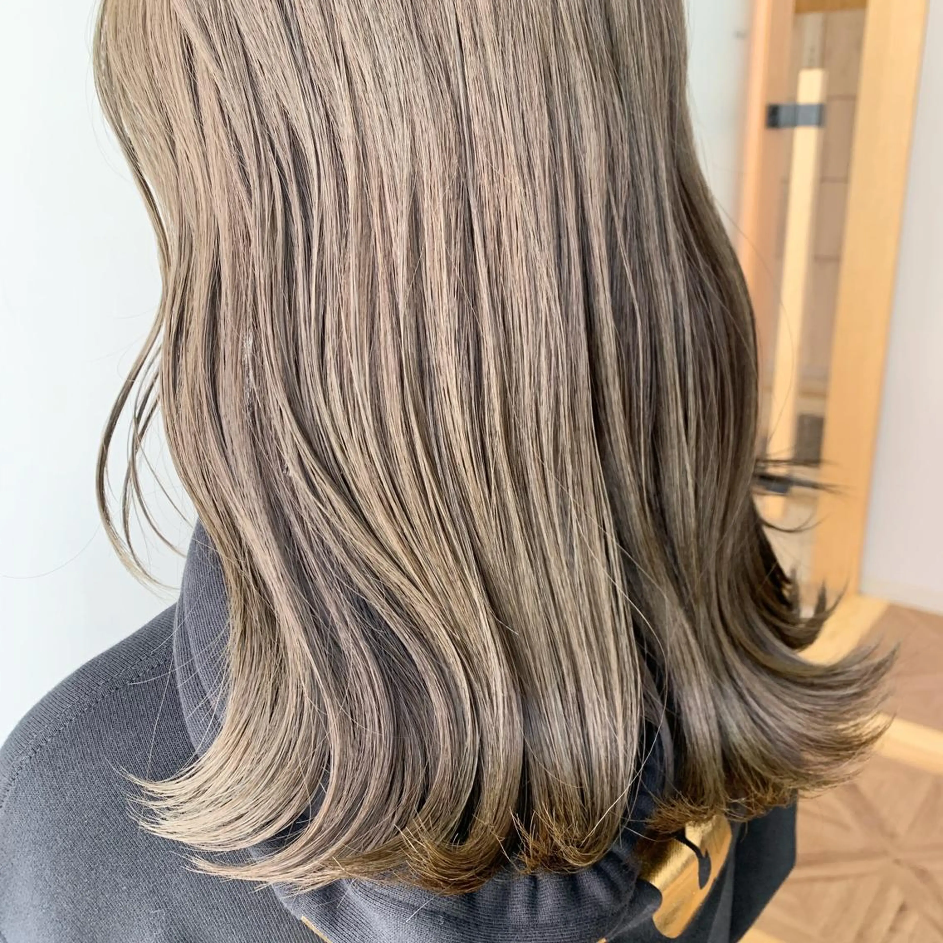 ミディアム ヘアカラー フリーランス　美容師 cayocoのヘアスタイル