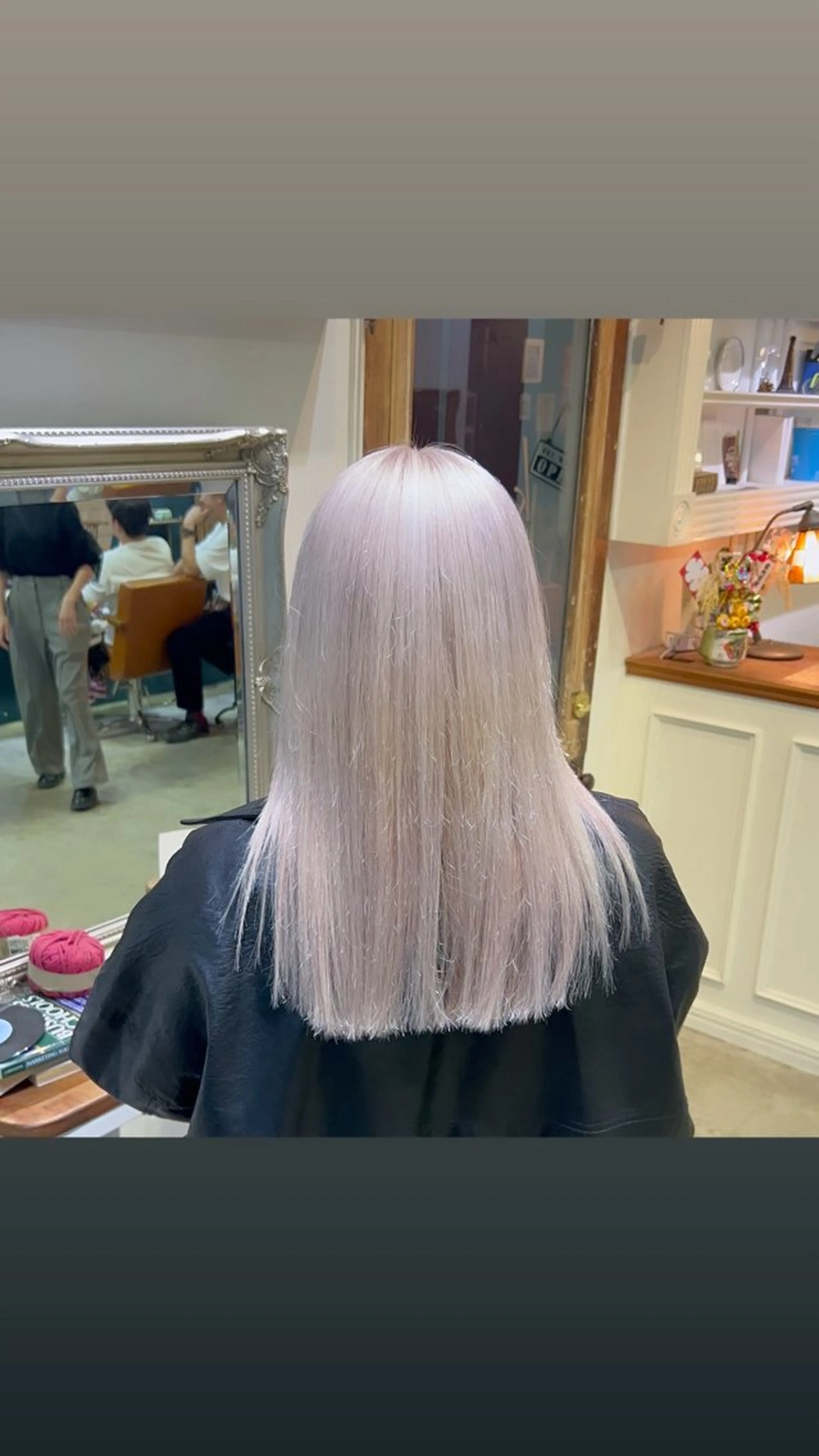 ロング カラー ブロンド ホワイトブロンド 髪質改善 トリートメント オカベ ショウマのヘアスタイル