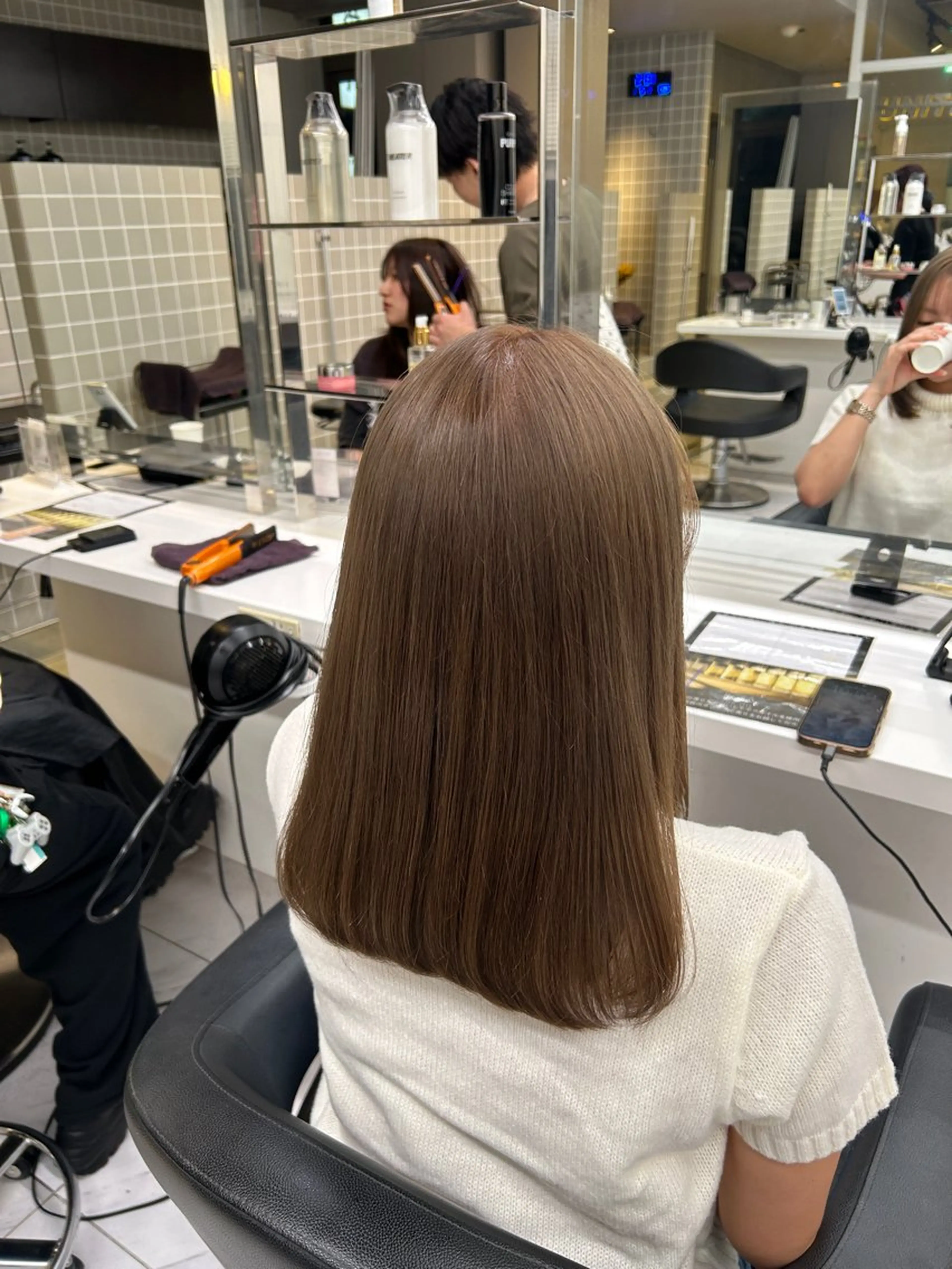 カラー カット ヘアカラー ヘッドスパ ヘアセット 🥯縮毛/レイヤー/ ベージュヘア🥯のヘアスタイル