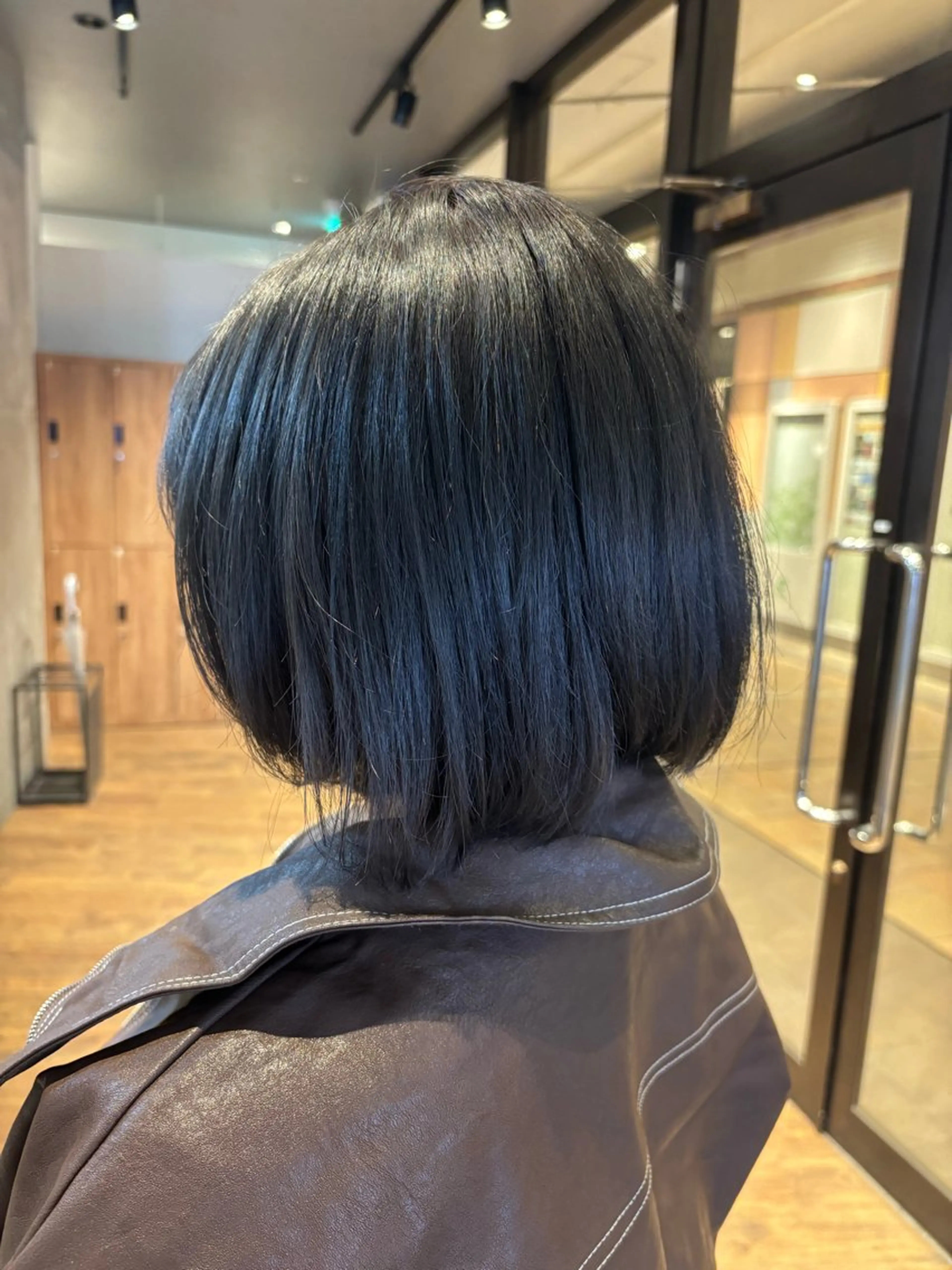 ショート カラー カット ヘアカラー トリートメント 🎀ワンレンボブ🎀 ワンカラー　あゆみのヘアスタイル