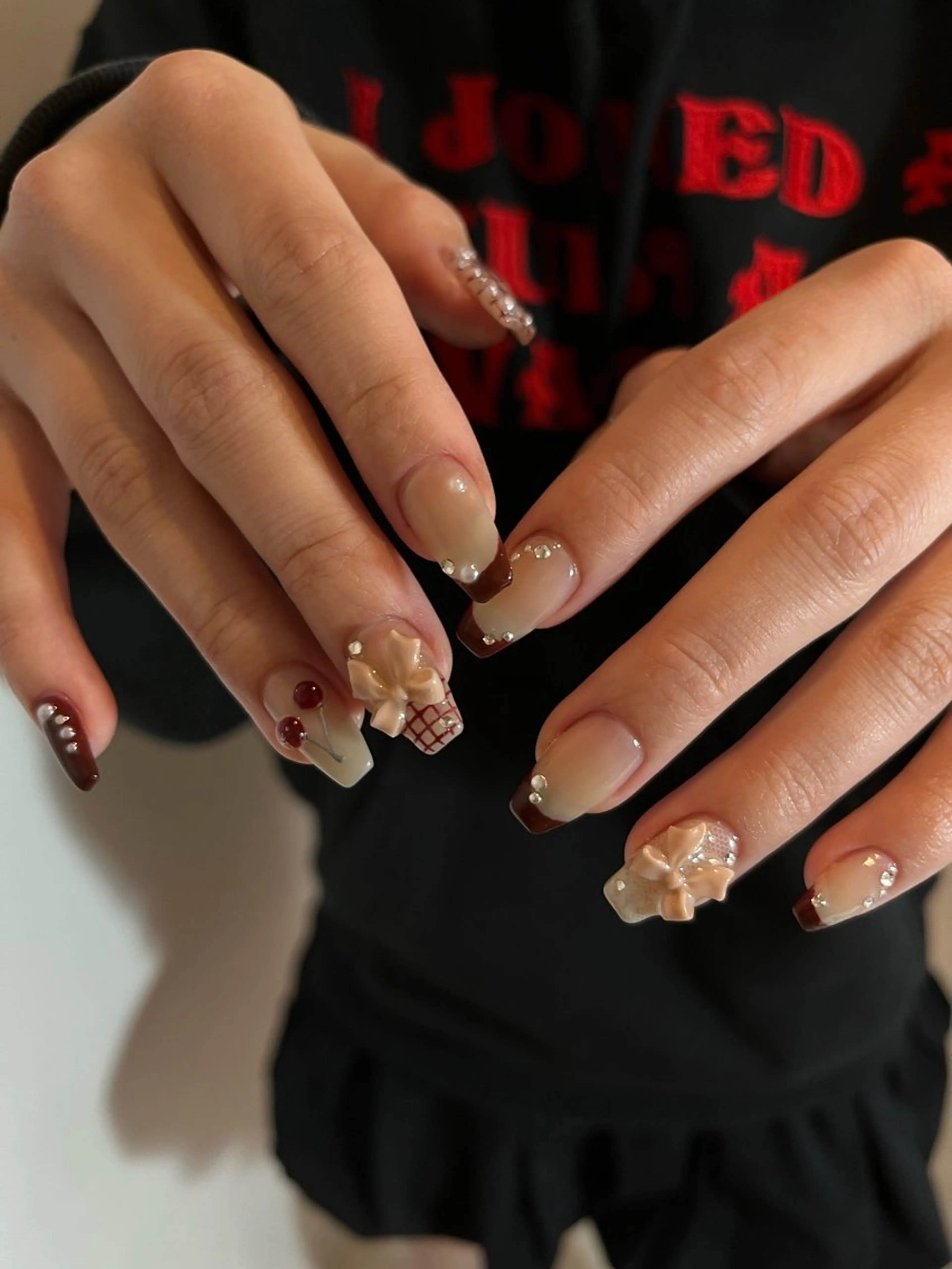 ネイル ボルドー 持ち込み luster shihoのネイルデザイン