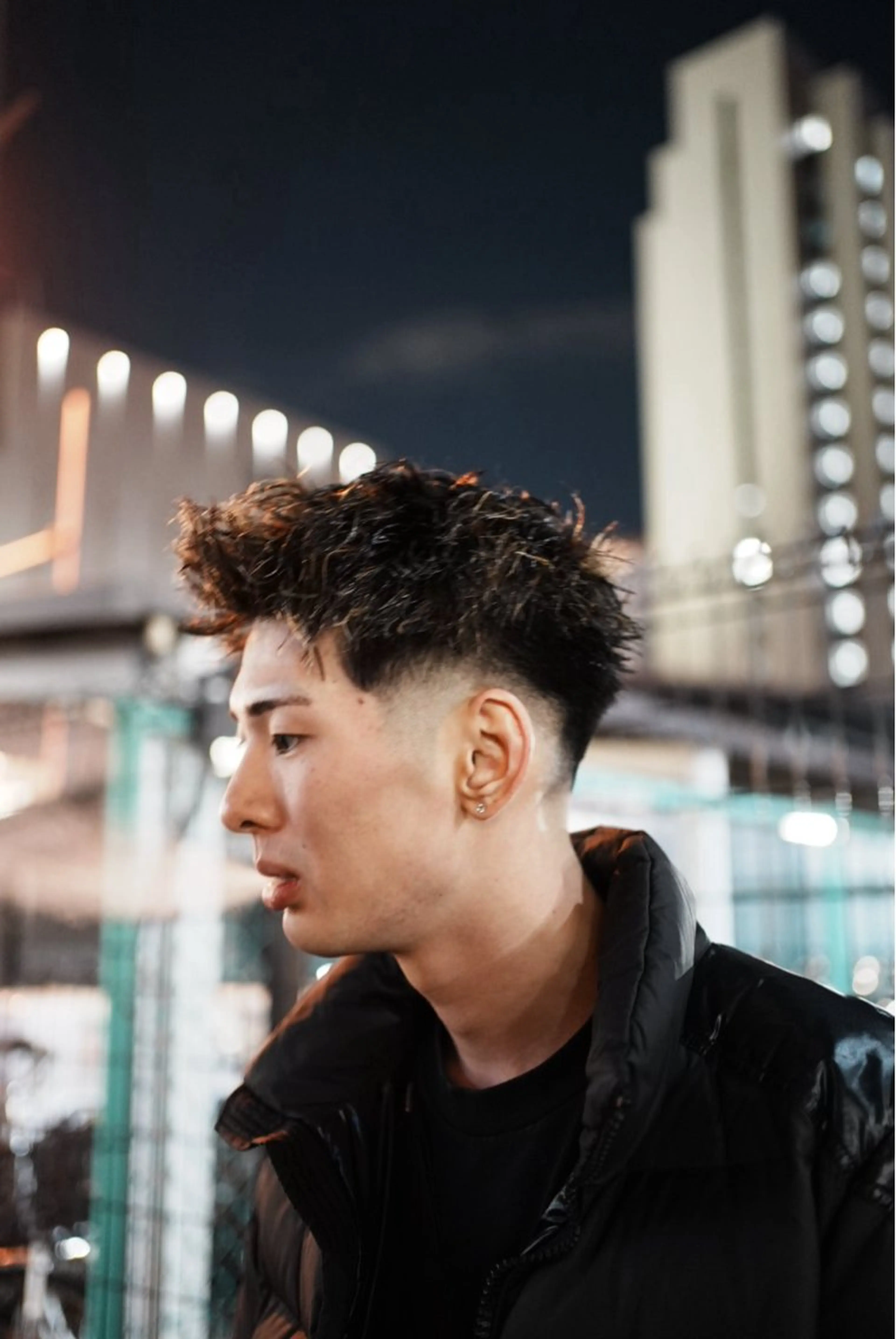 カラー パーマ メンズ フェードカット メンズメッシュ メッシュ カット ヘアカラー パーマ SHIZUKU アクティブショートのヘアスタイル