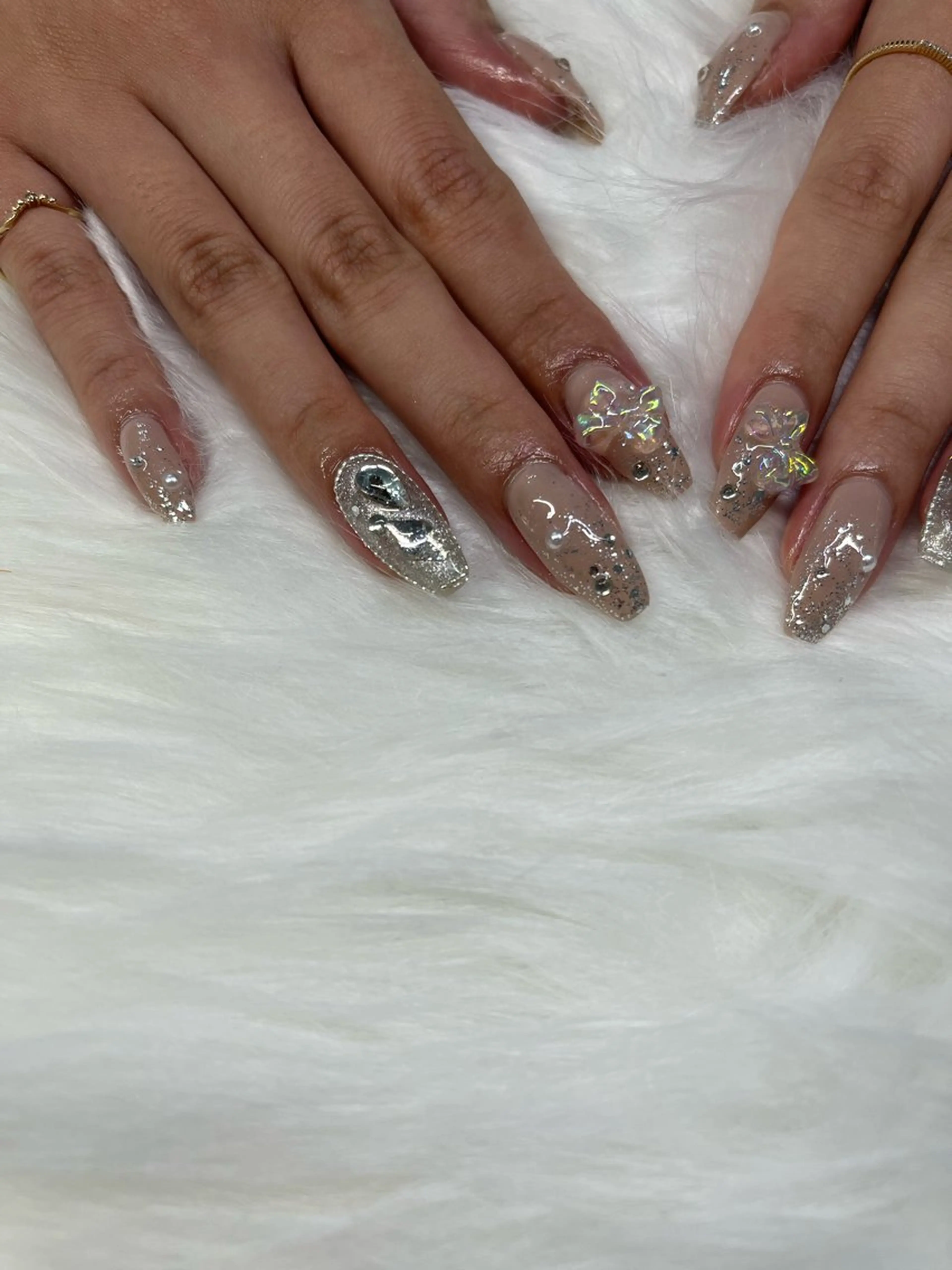 ネイル 鈴木 愛のネイルデザイン