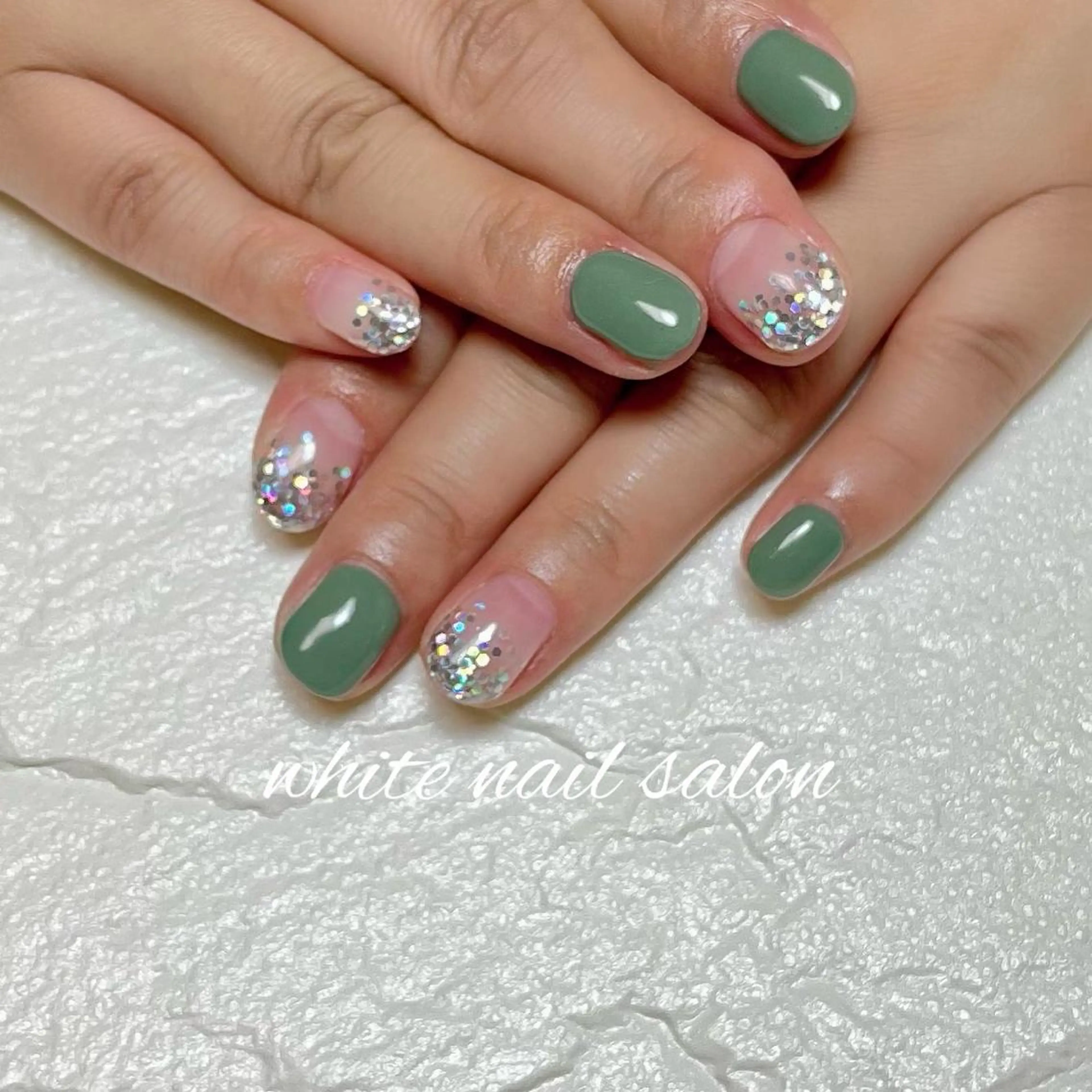 ネイル フットネイル ジェルネイル ハードジェル ラメ(グリッター) 持ち込み white nail salonのネイルデザイン