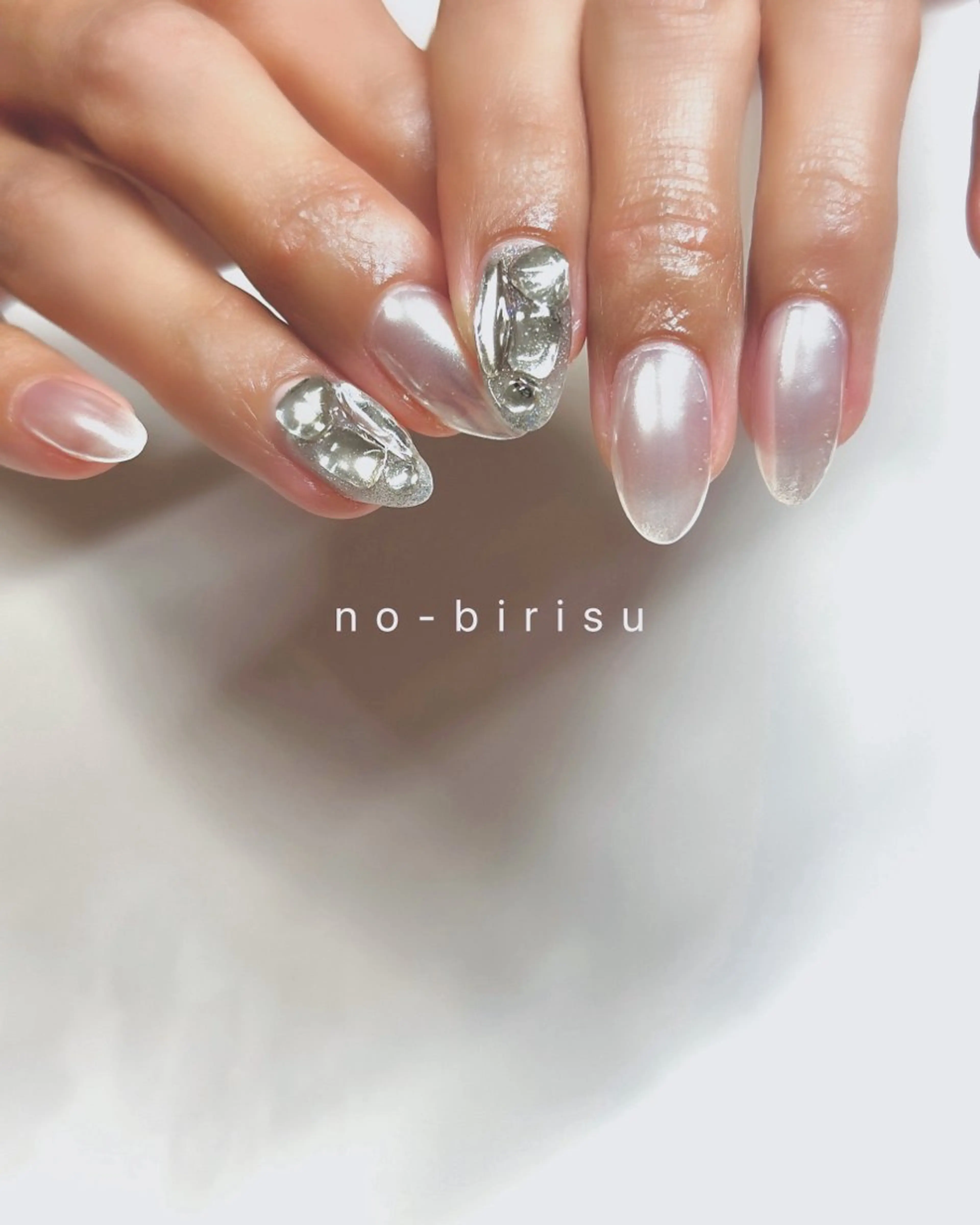 ネイル ミラーネイル ハンドネイル no-birisu nailのネイルデザイン