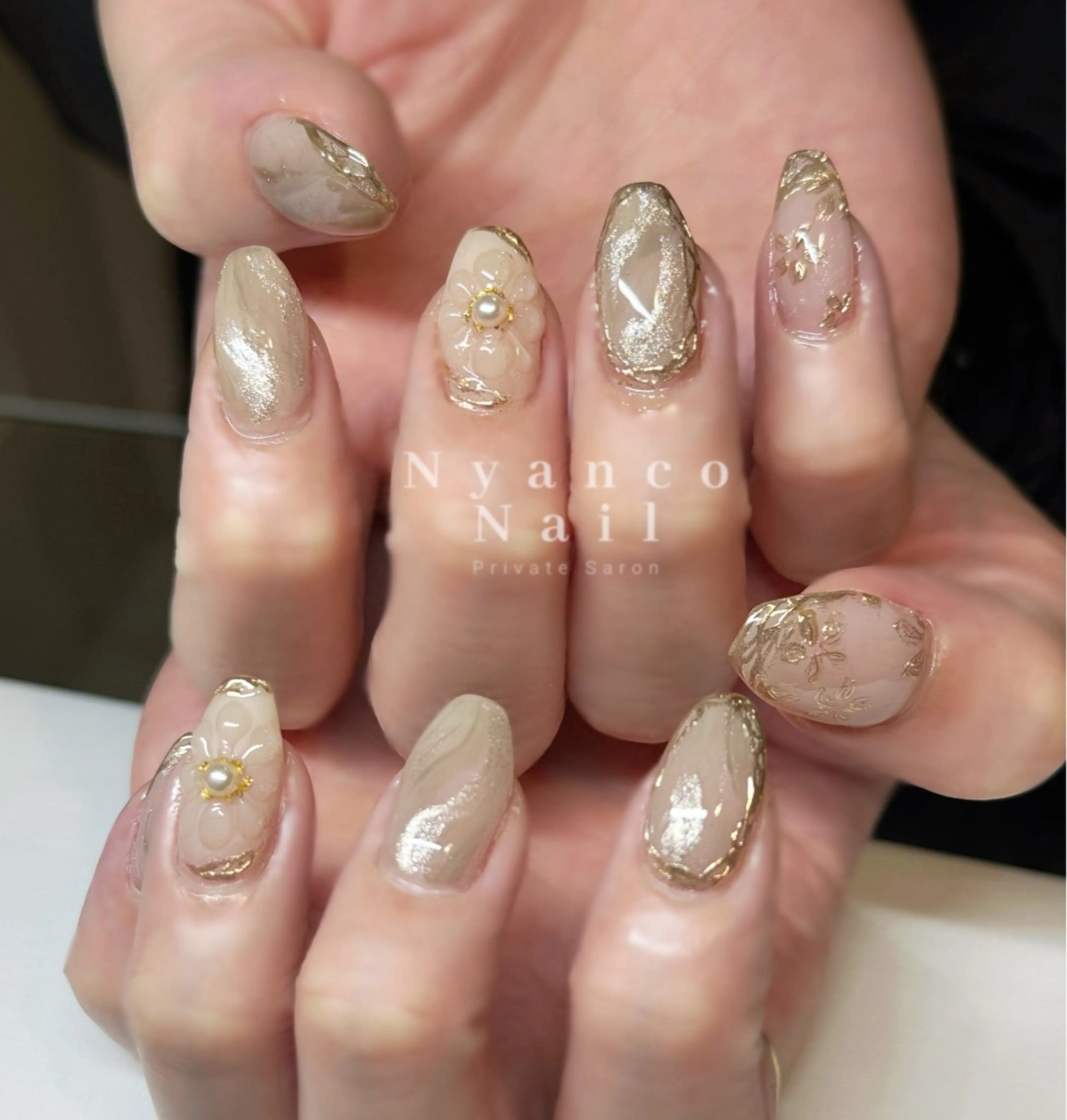 ネイル フラワーネイル フレンチネイル ジェルネイル マグネットネイル ニュアンスネイル Nyanco Nailのネイルデザイン