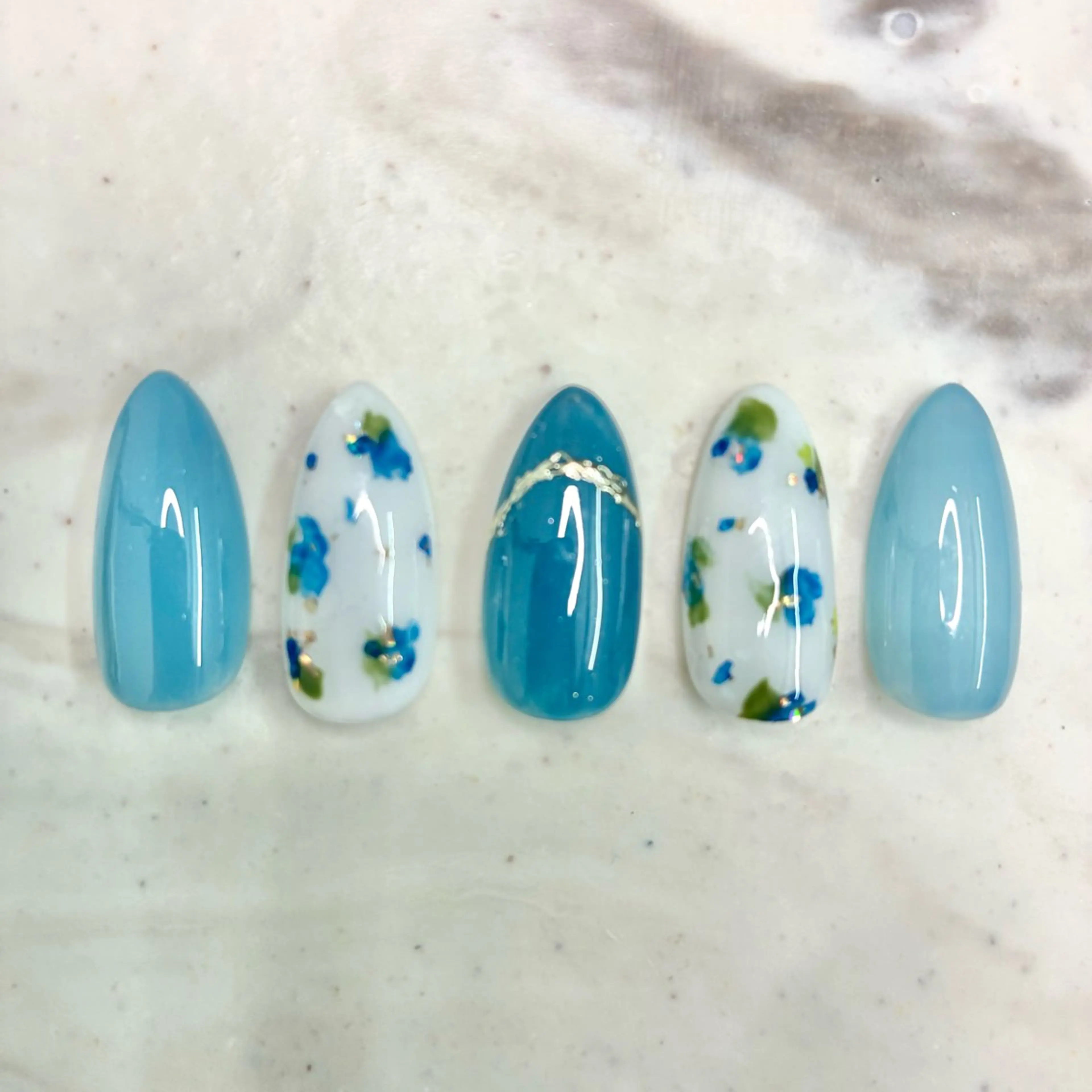 【定額デザインB】の写真