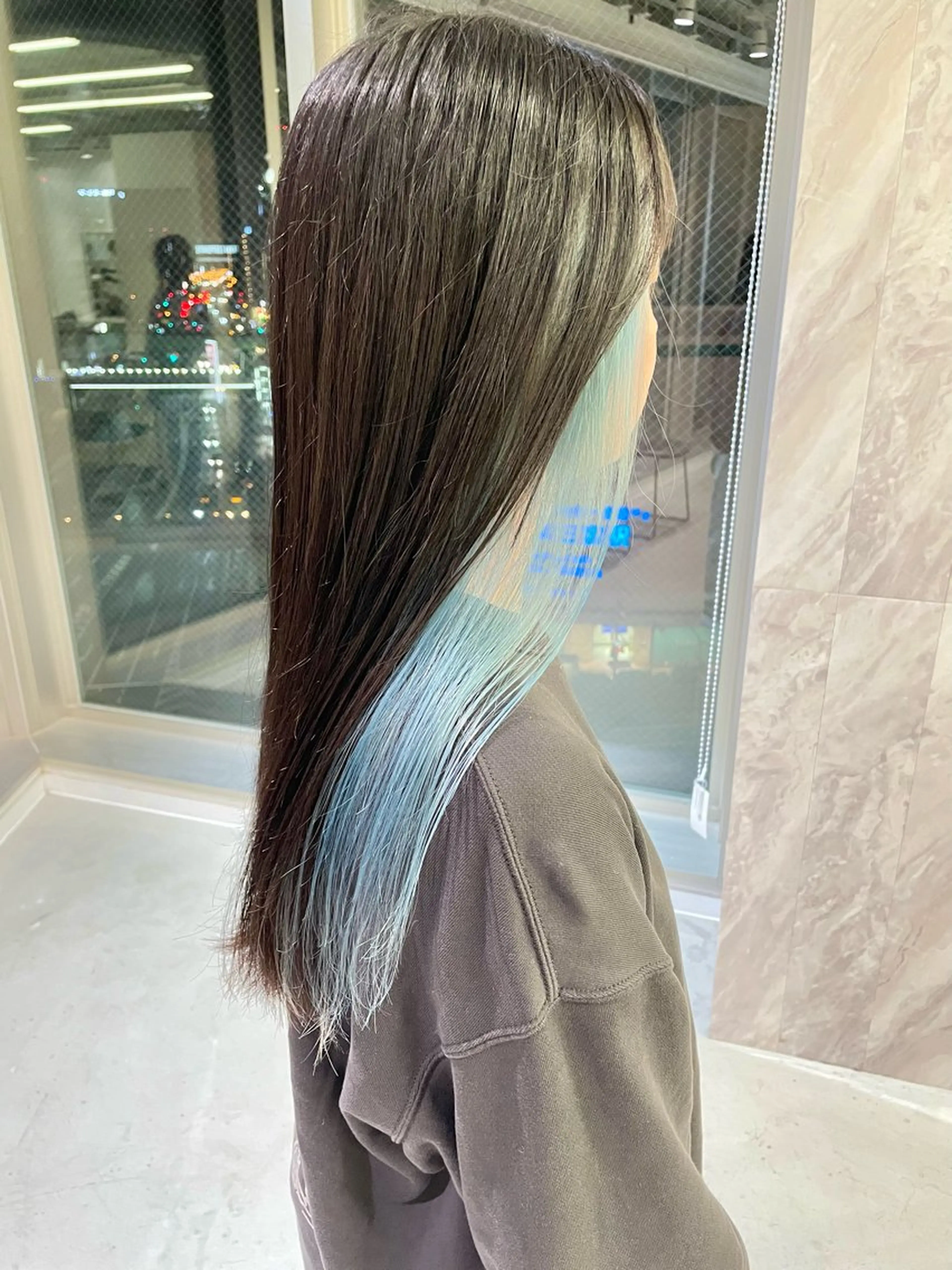 セミロング カット ヘアカラー トリートメント ヘアセット 🎗副店長/井上 竜 ブリーチ指名No.1のヘアスタイル