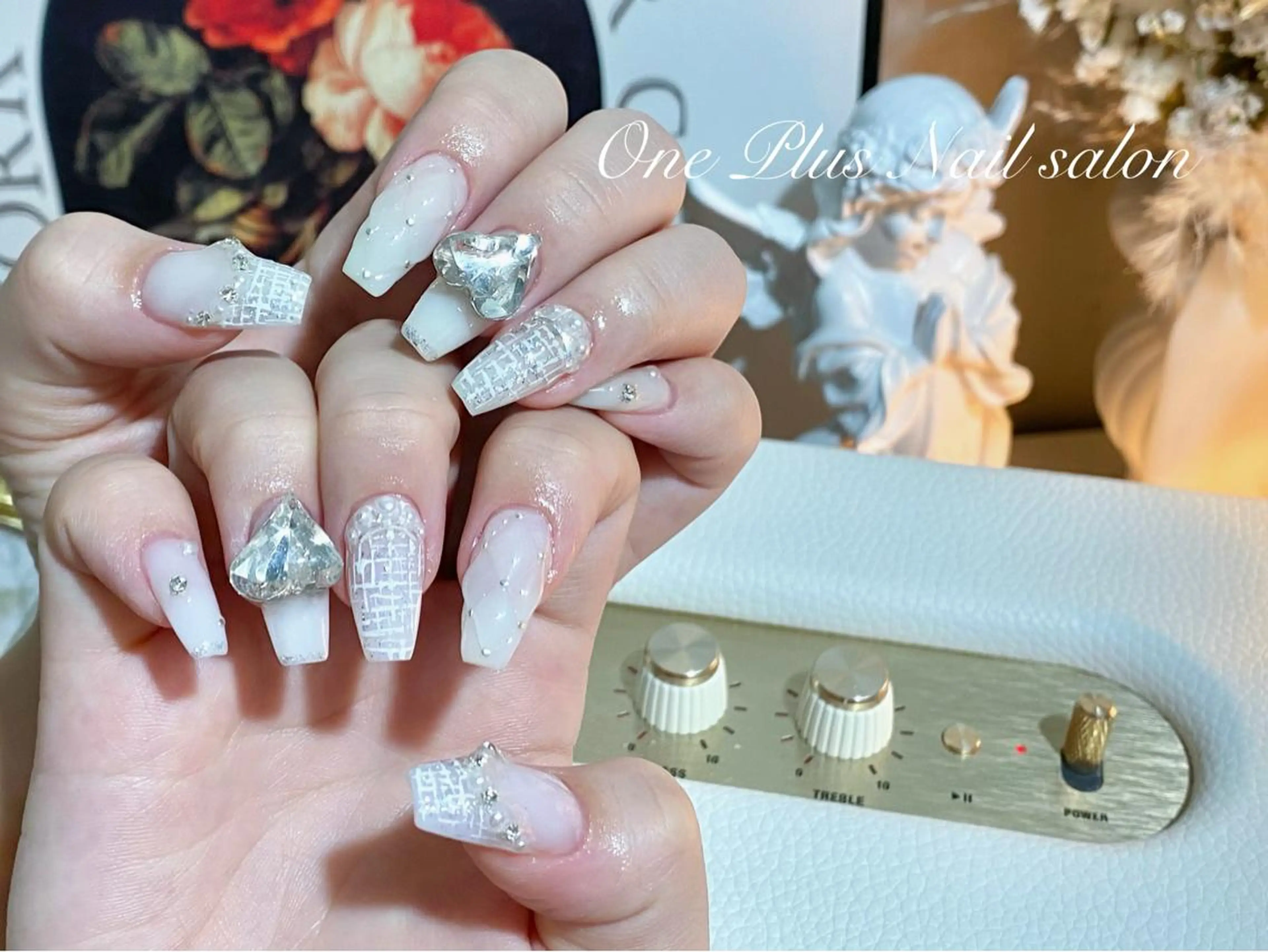 ネイル One Plus Nail Salonのネイルデザイン