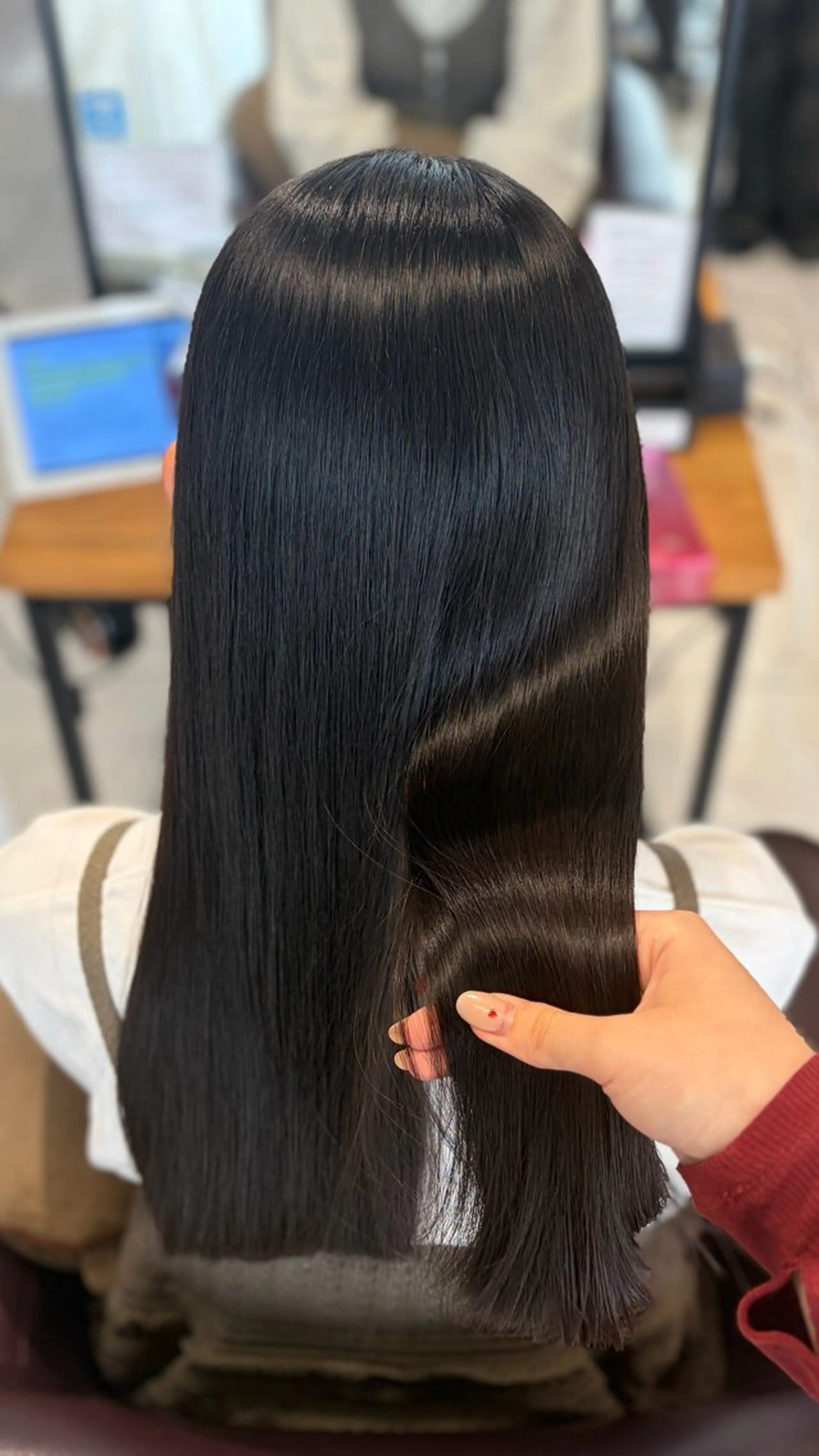 ロング カット HINA🌟/ボブ /透明感カラー🫧のヘアスタイル